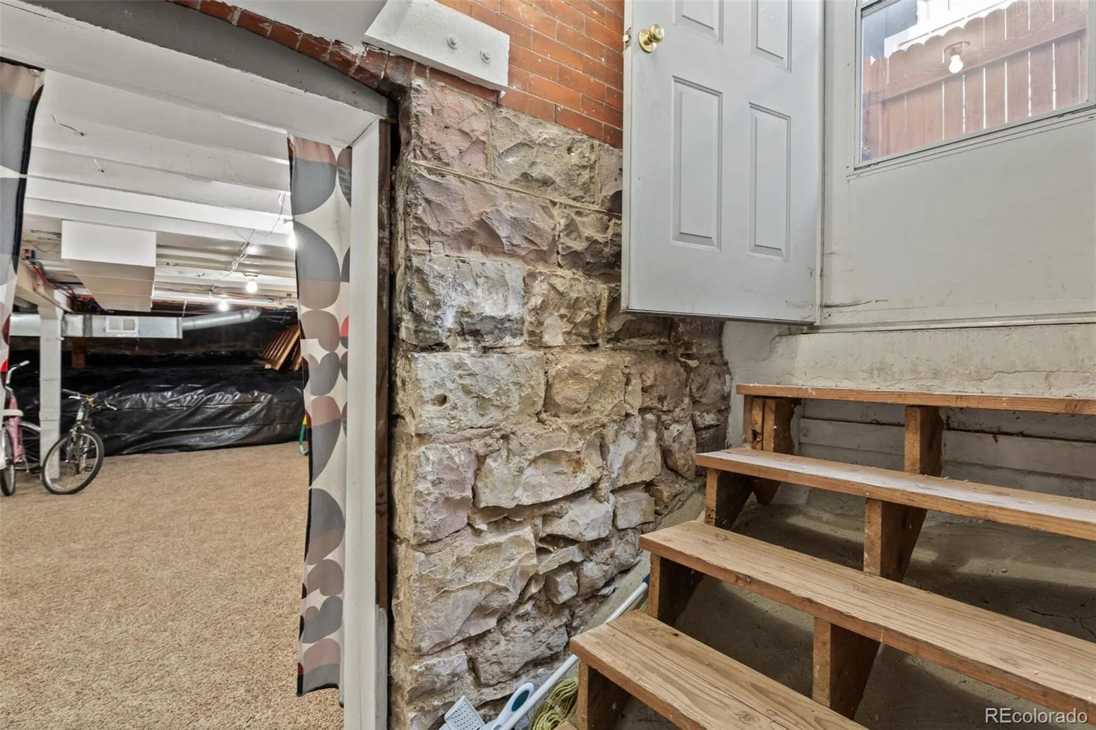 04142026230635 1600 34