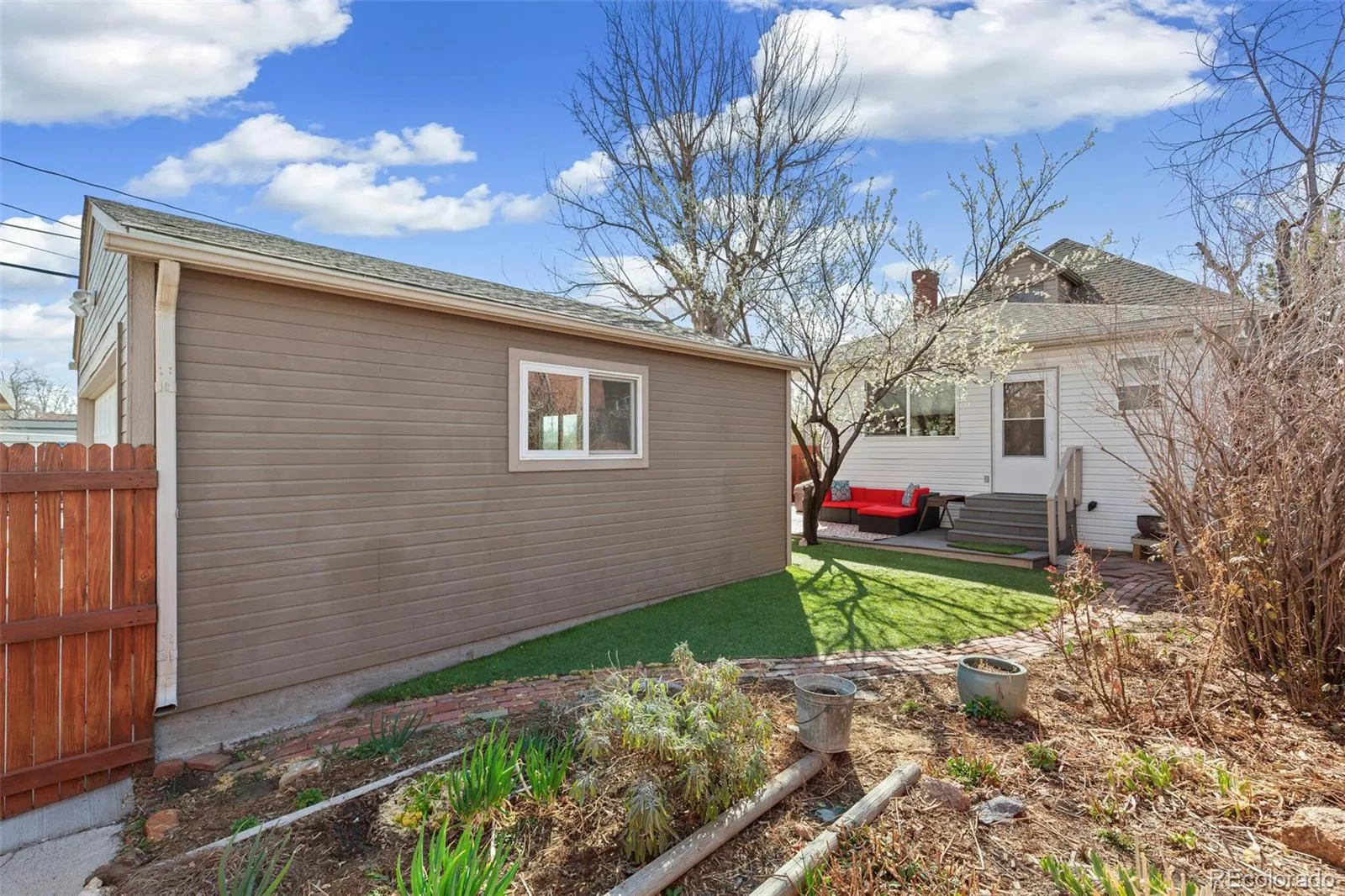 04142026230635 1600 36