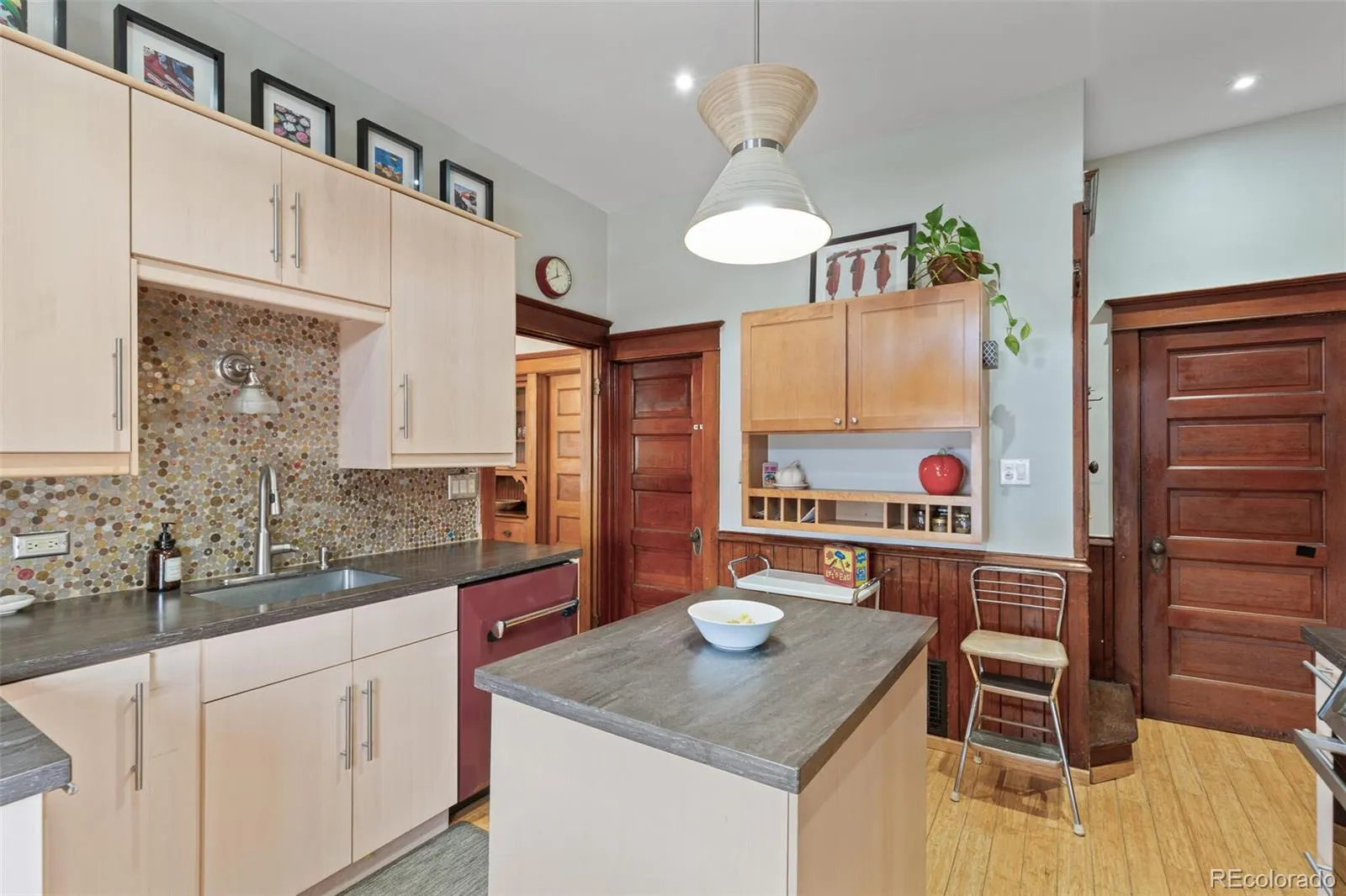 04142026230635 1600 6