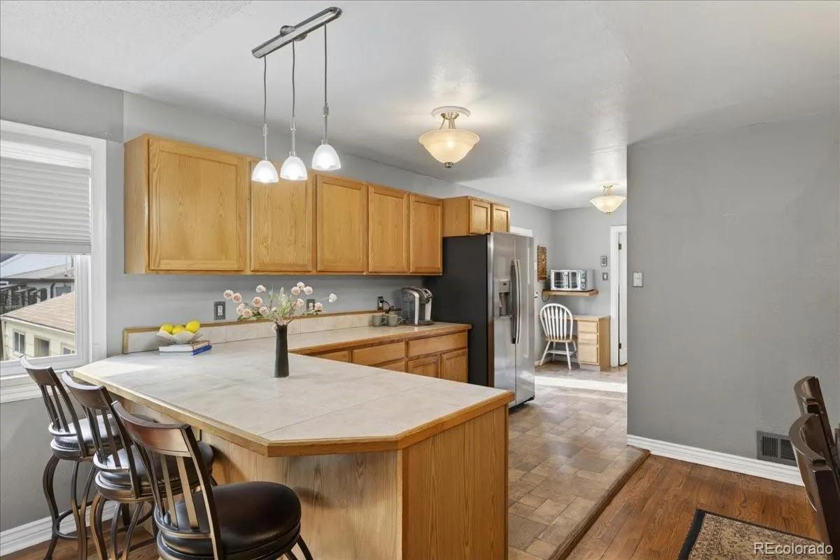 961 Kendall Street Lakewood CO 80214 MLS #REC6383616 05112026184028 1200 10