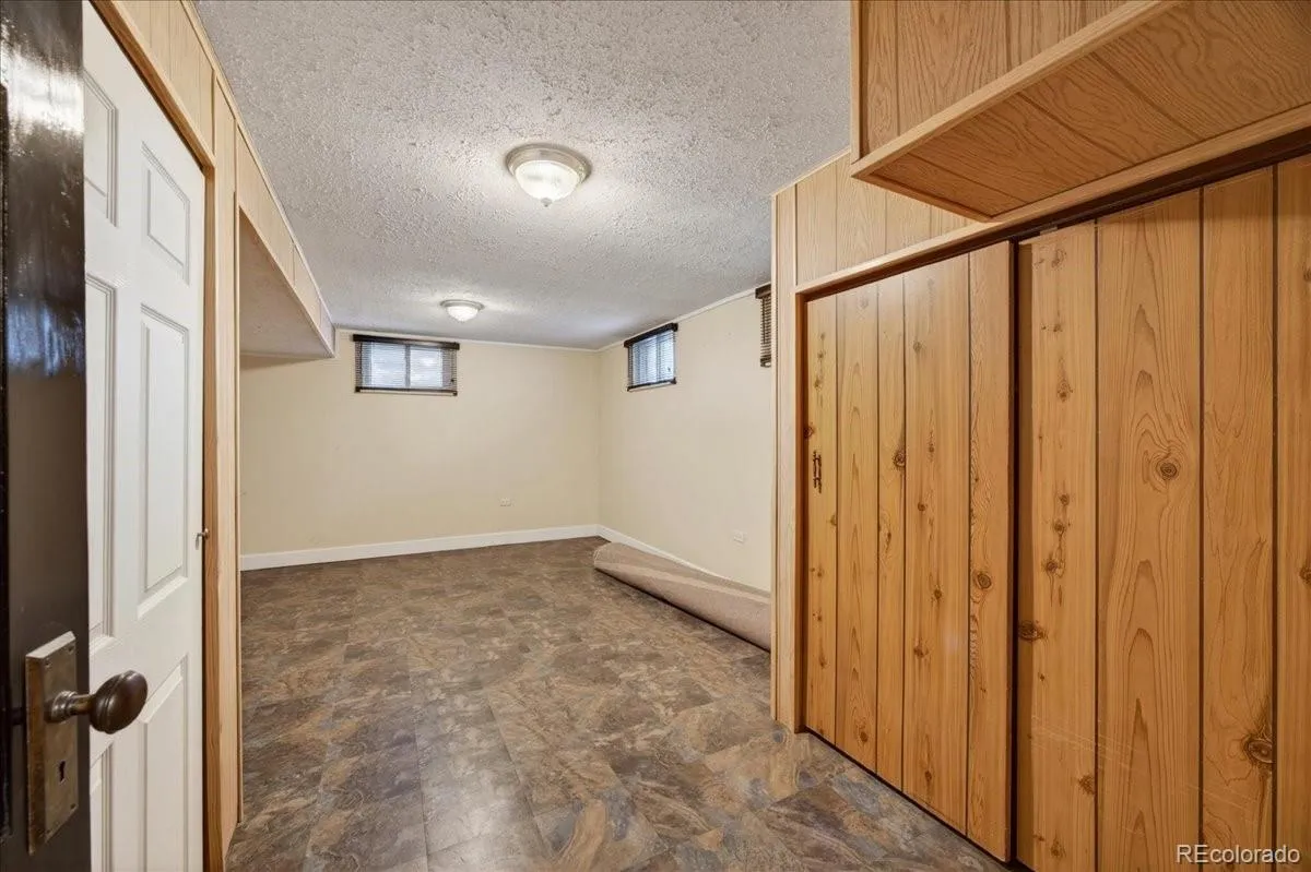 961 Kendall Street Lakewood CO 80214 MLS #REC6383616 05112026184028 1200 29
