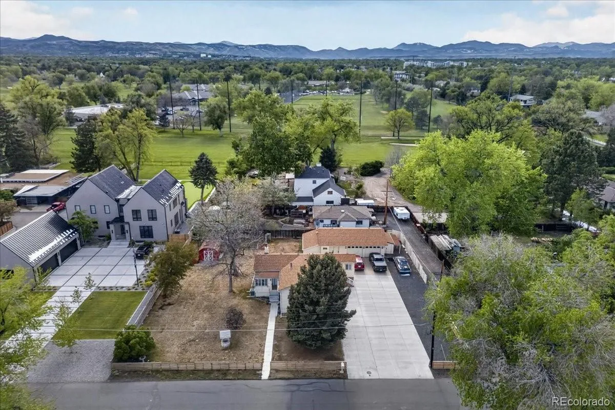 961 Kendall Street Lakewood CO 80214 MLS #REC6383616 05112026184028 1200 37