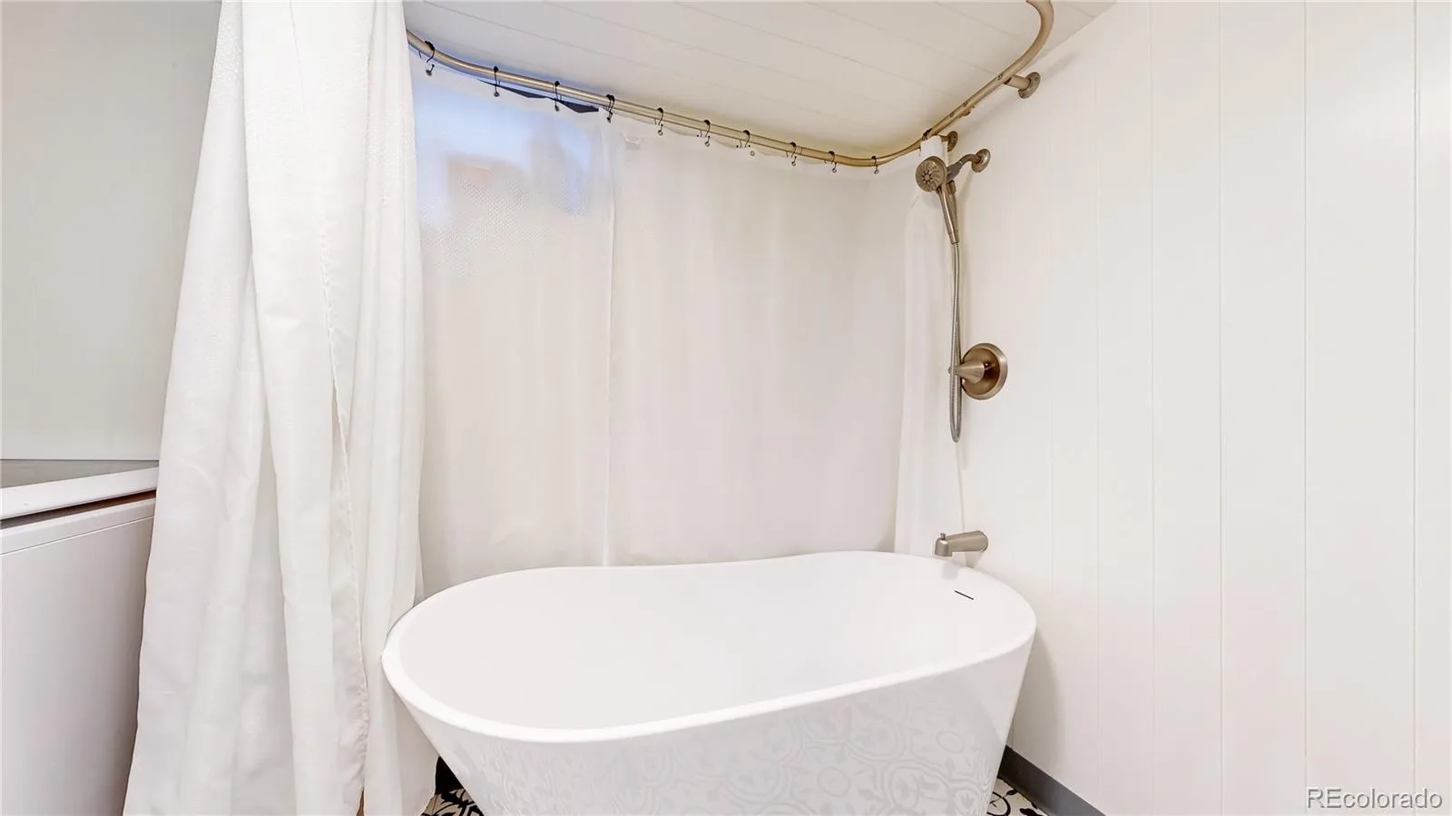 9374 Bellaire Street Thornton CO 80229 | MLS #REC6383684 08112026165148 1600 21