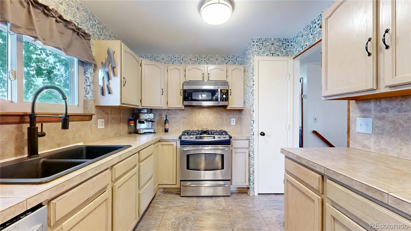 9374 Bellaire Street Thornton CO 80229 | MLS #REC6383684 08112026165148 1600 8
