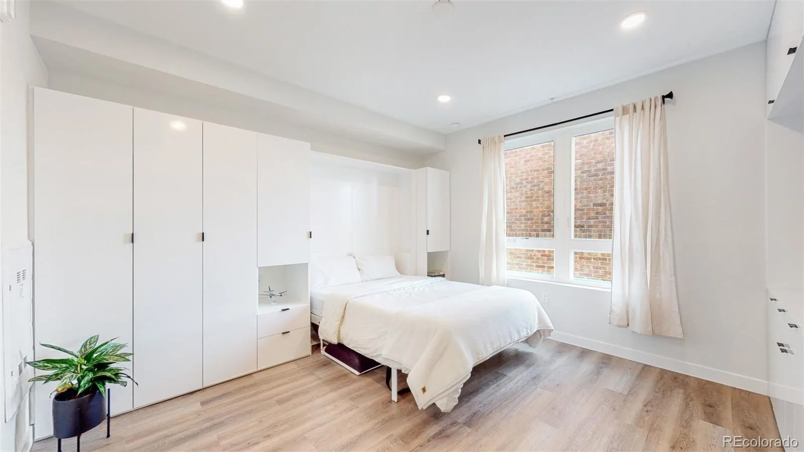 2120 N Downing Street #208 Denver CO 80205 MLS #REC6385029 07152026210957 1600 6