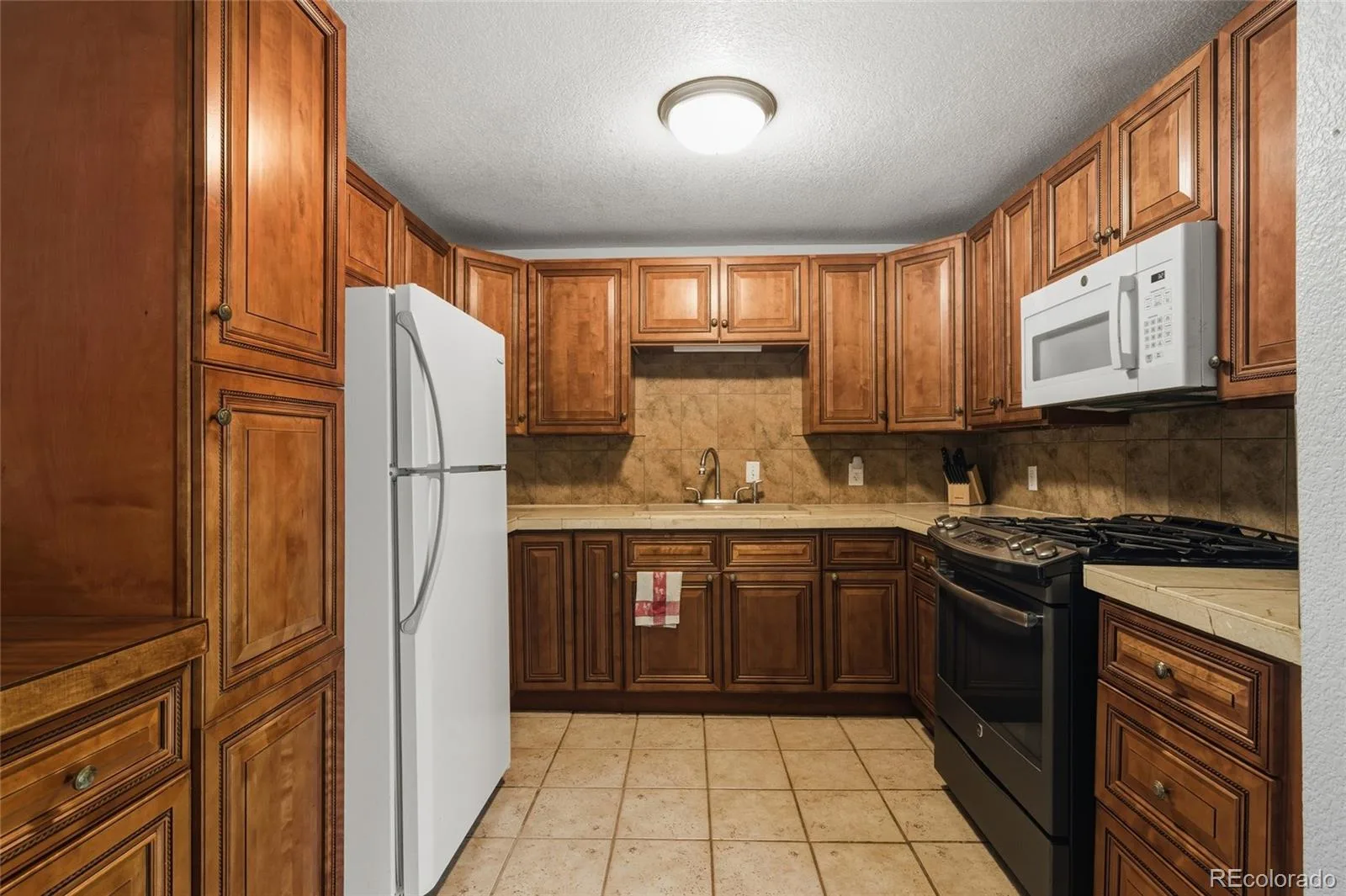 544 S 3rd Avenue Brighton CO 80601 | MLS #REC6385728 07212026040018 1600 6