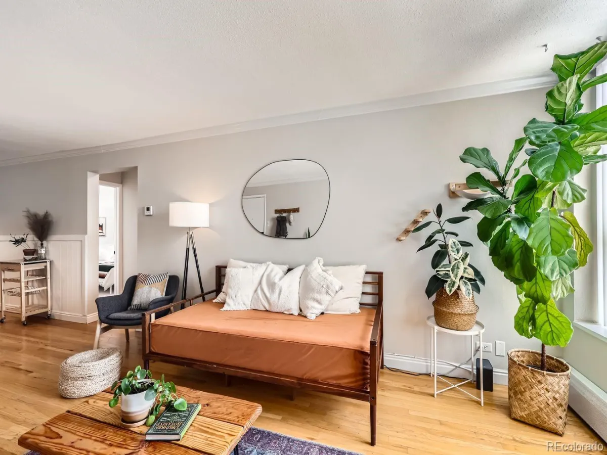 1390 N Emerson Street #407 Denver CO 80218 MLS #REC6386003 05062026234825 1200 3