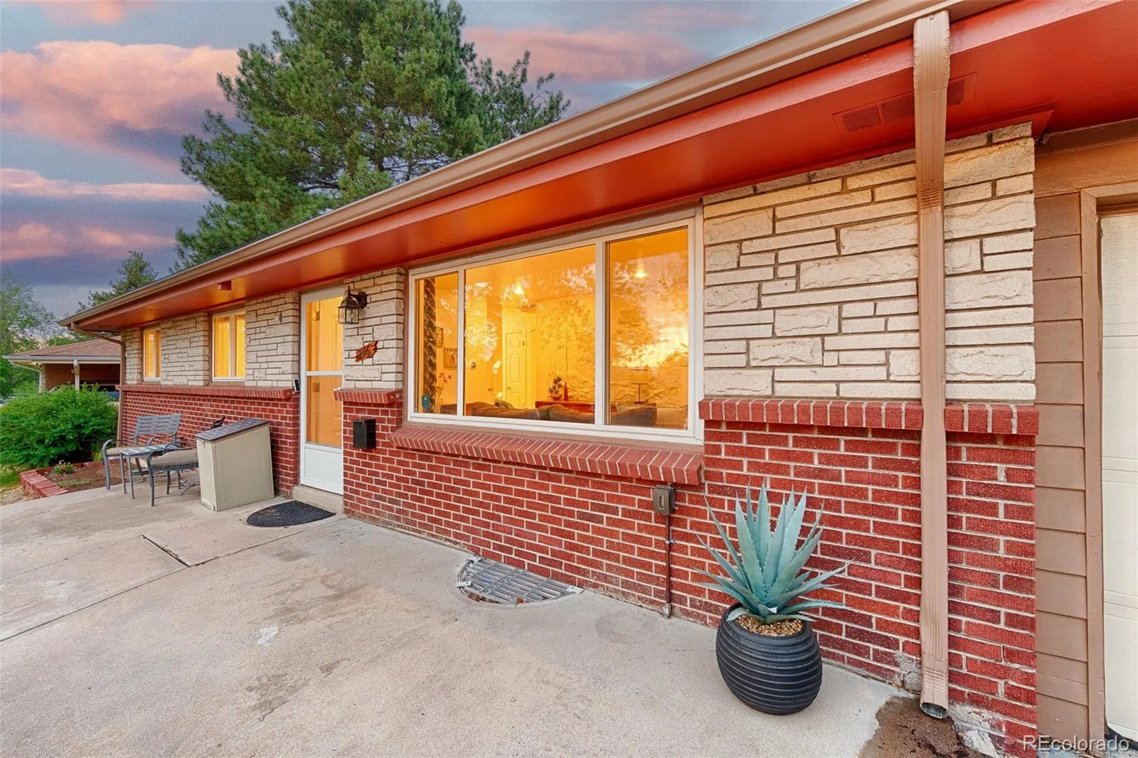 246 Lansing Street Aurora CO 80010 | MLS #REC6387282 08122026212741 1600 5