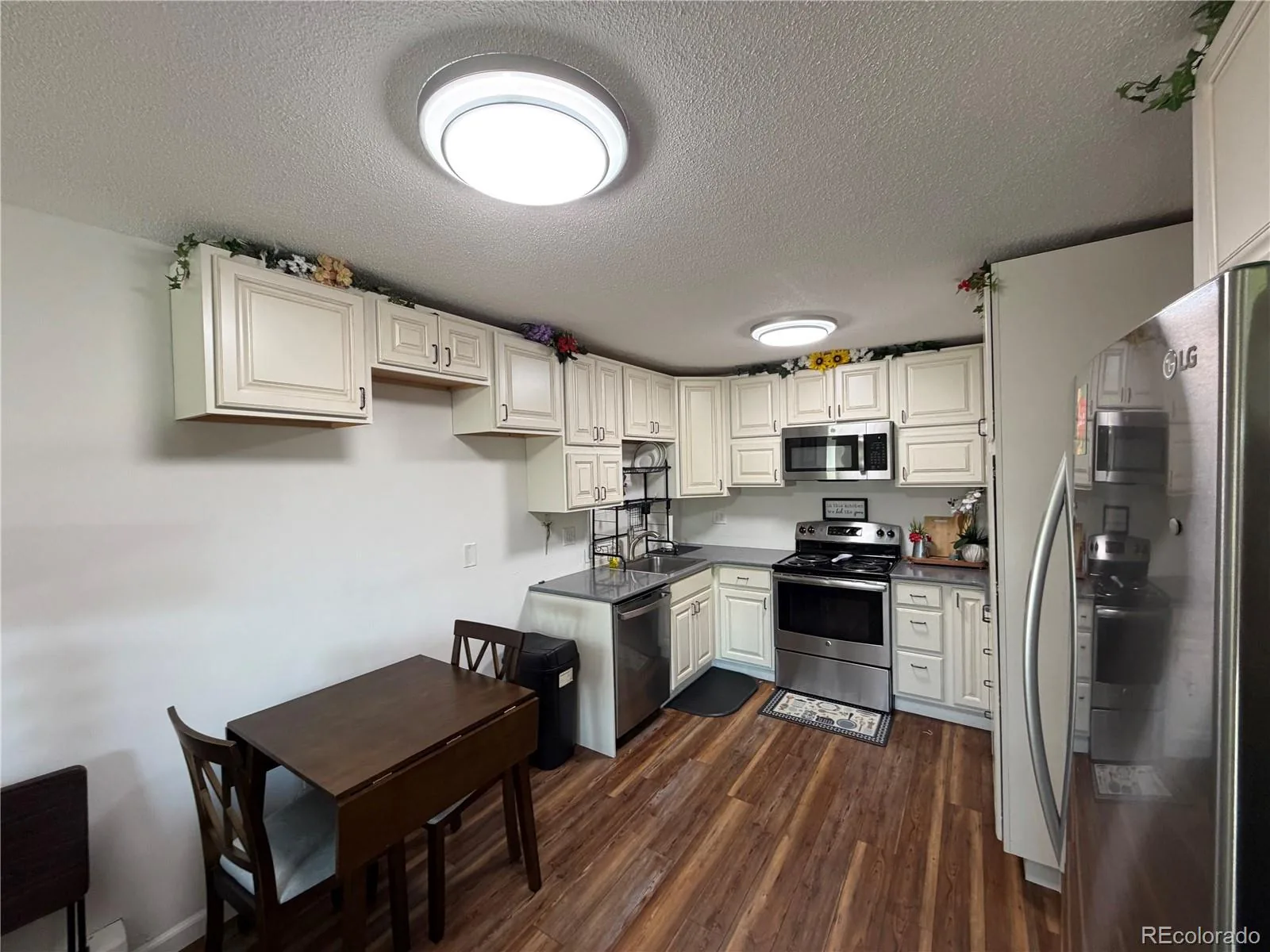 7020 E Girard Avenue #405 Denver CO 80224 | MLS #REC6387444 08202026003312 1600 1