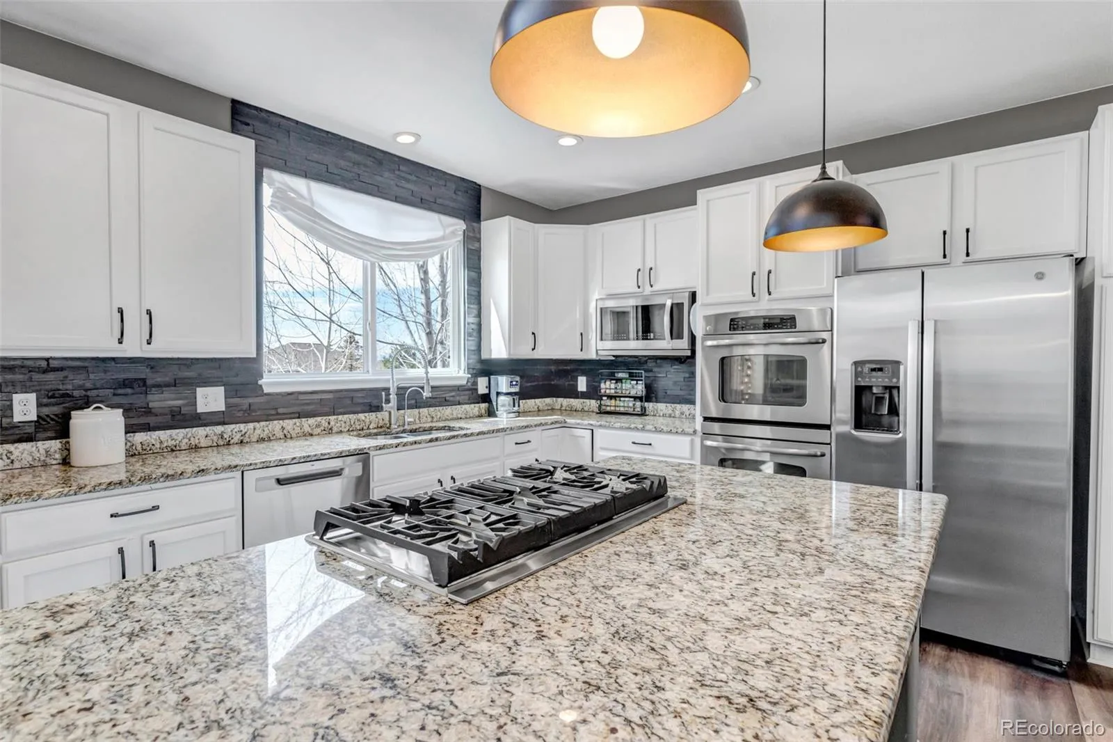 25150 E Ottawa Drive Aurora CO 80016 MLS #REC6388433 05072026163123 1600 11