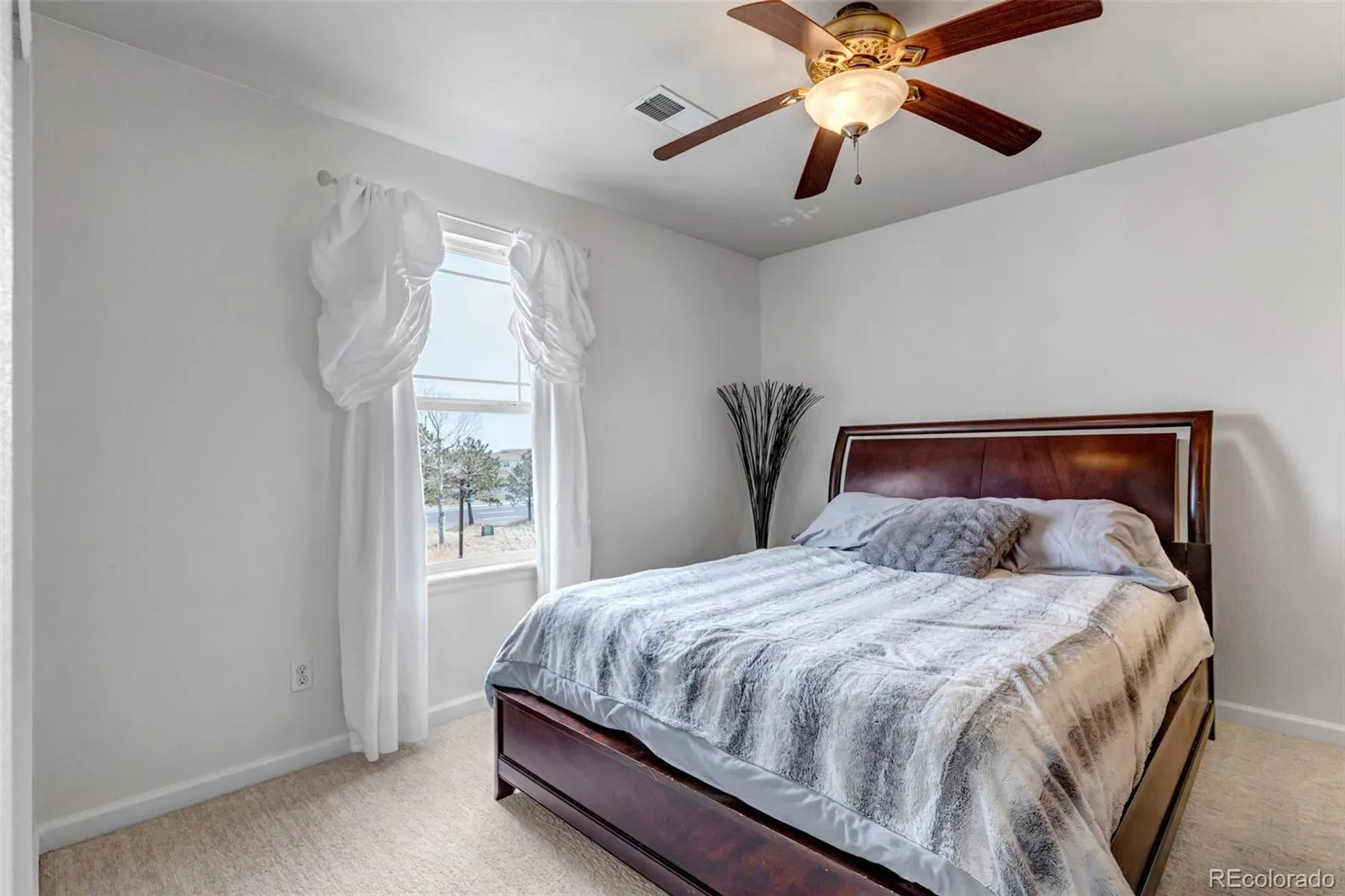 25150 E Ottawa Drive Aurora CO 80016 MLS #REC6388433 05072026163123 1600 29