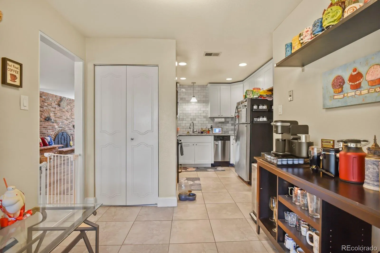 5751 E Ithaca Place #4 Denver CO 80237 MLS #REC6389031 04212026174918 1600 19