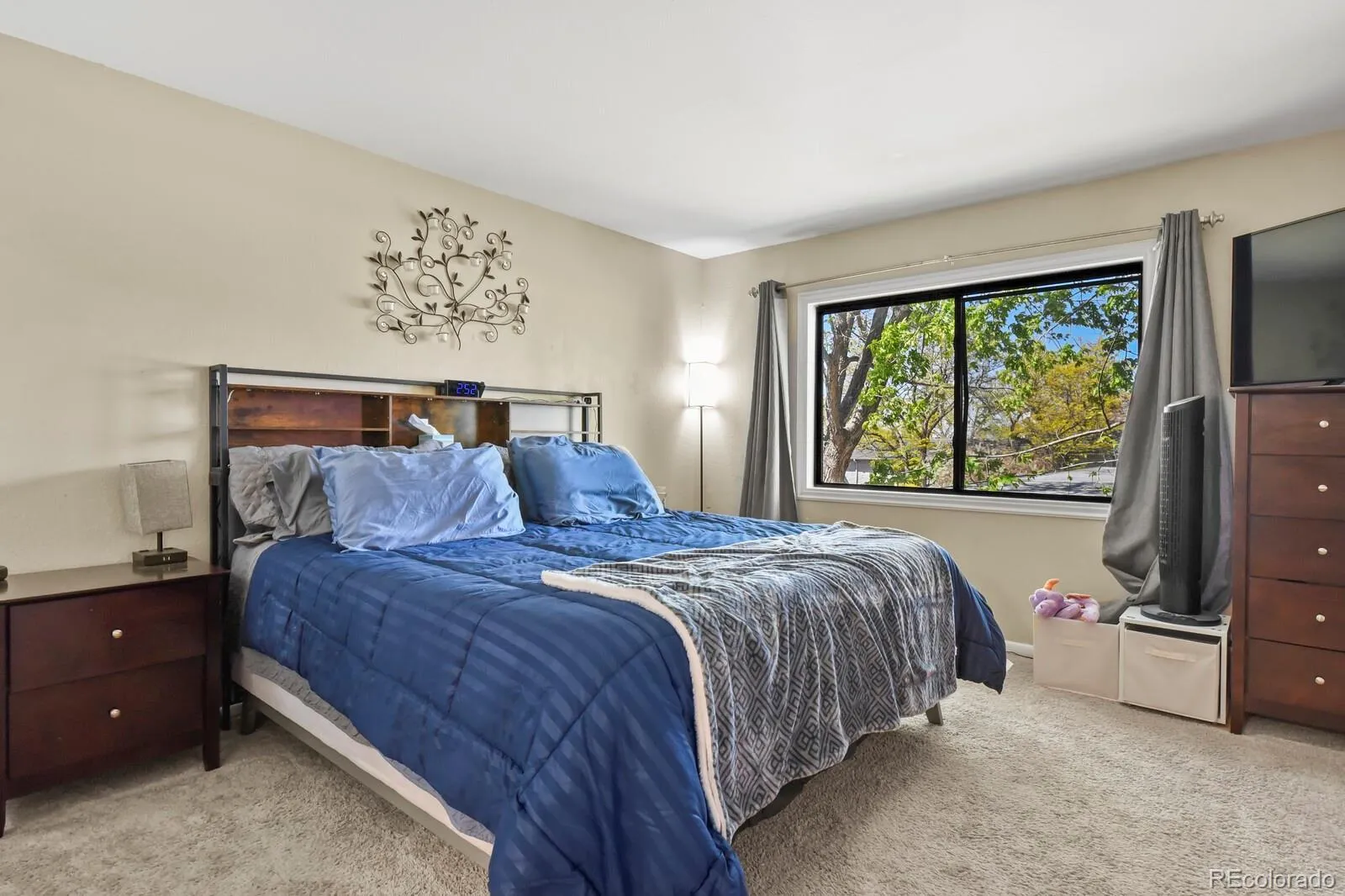 5751 E Ithaca Place #4 Denver CO 80237 MLS #REC6389031 04212026174918 1600 21