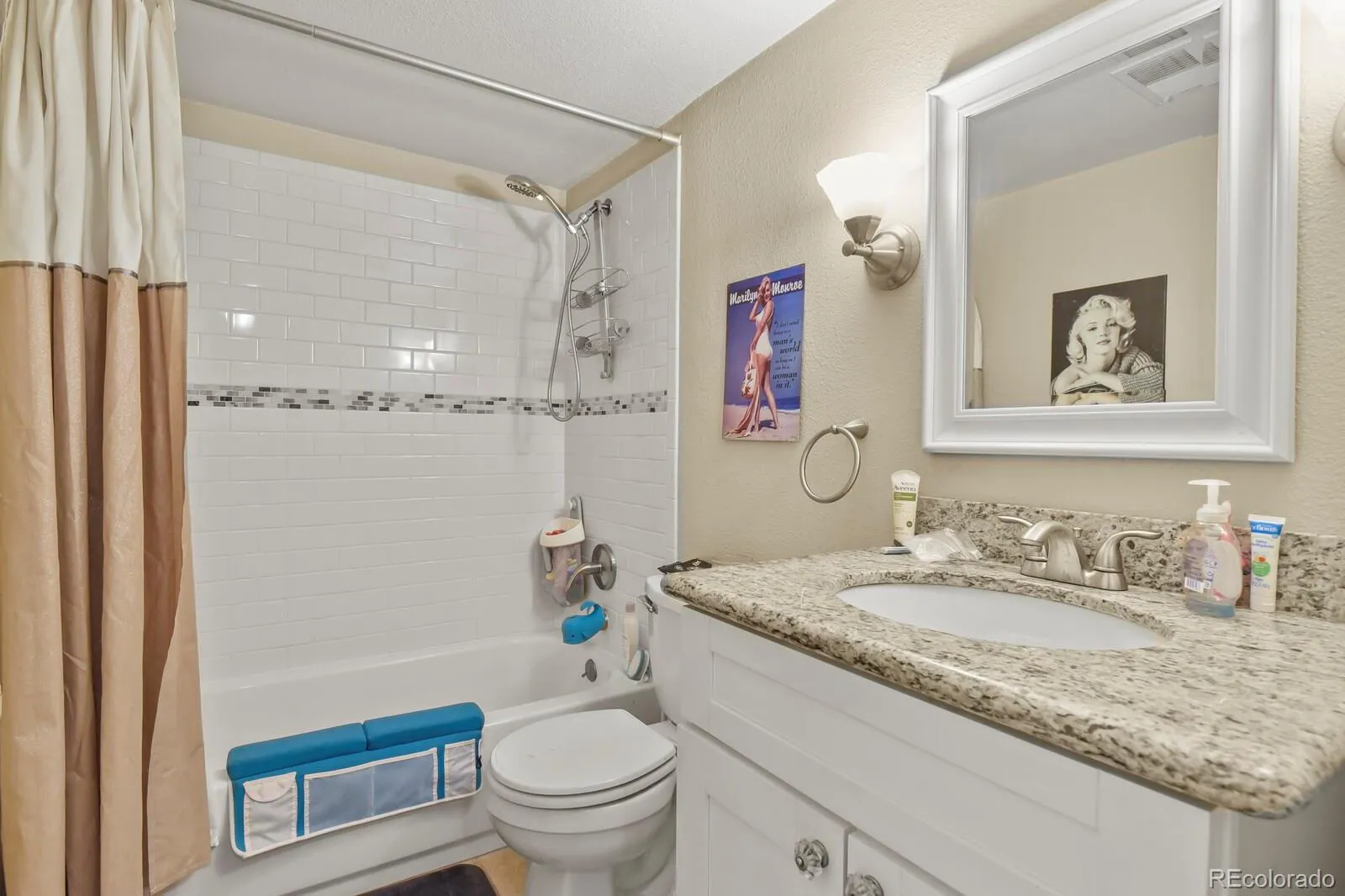 5751 E Ithaca Place #4 Denver CO 80237 MLS #REC6389031 04212026174918 1600 30