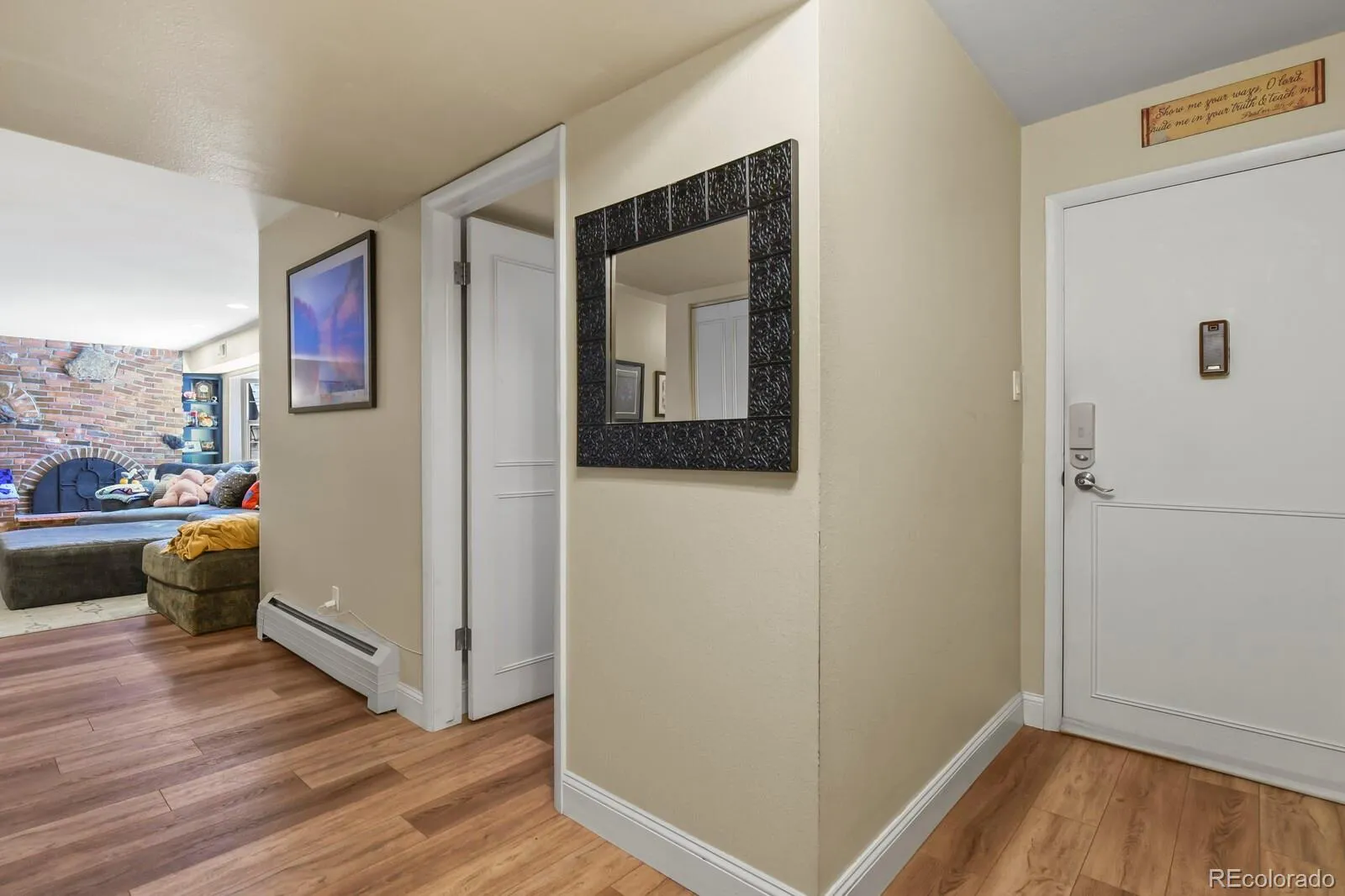 5751 E Ithaca Place #4 Denver CO 80237 MLS #REC6389031 04212026174918 1600 4