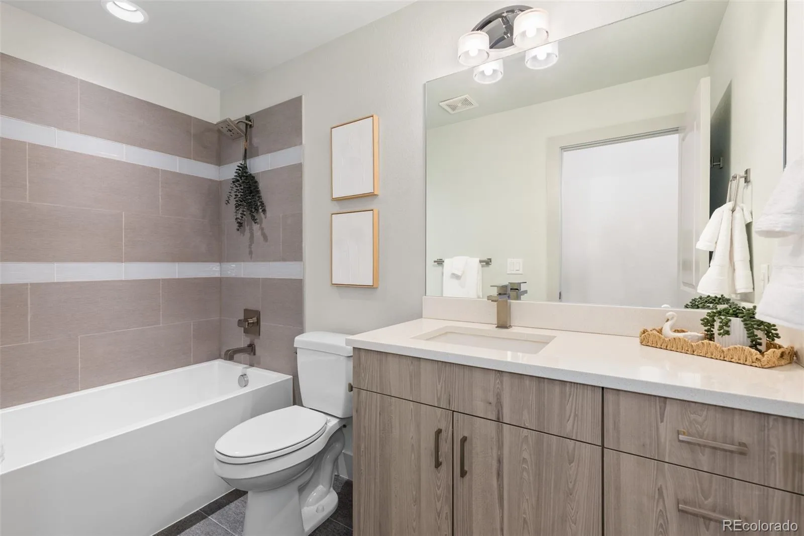 4943 Lowell Boulevard #2 Denver CO 80221 | MLS #REC6389117 08222026002055 1600 28