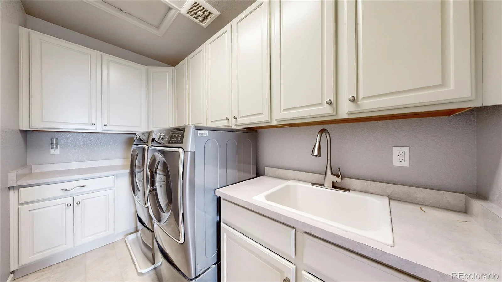 8658 Windy Street Arvada CO 80007 MLS #REC6390170 06172026162504 1600 13