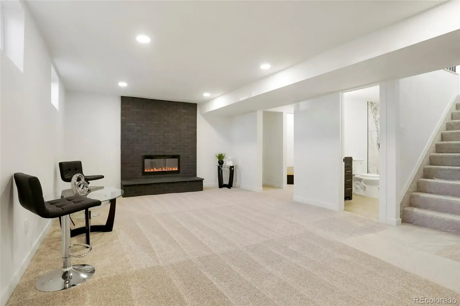 03042026170700 1600 13