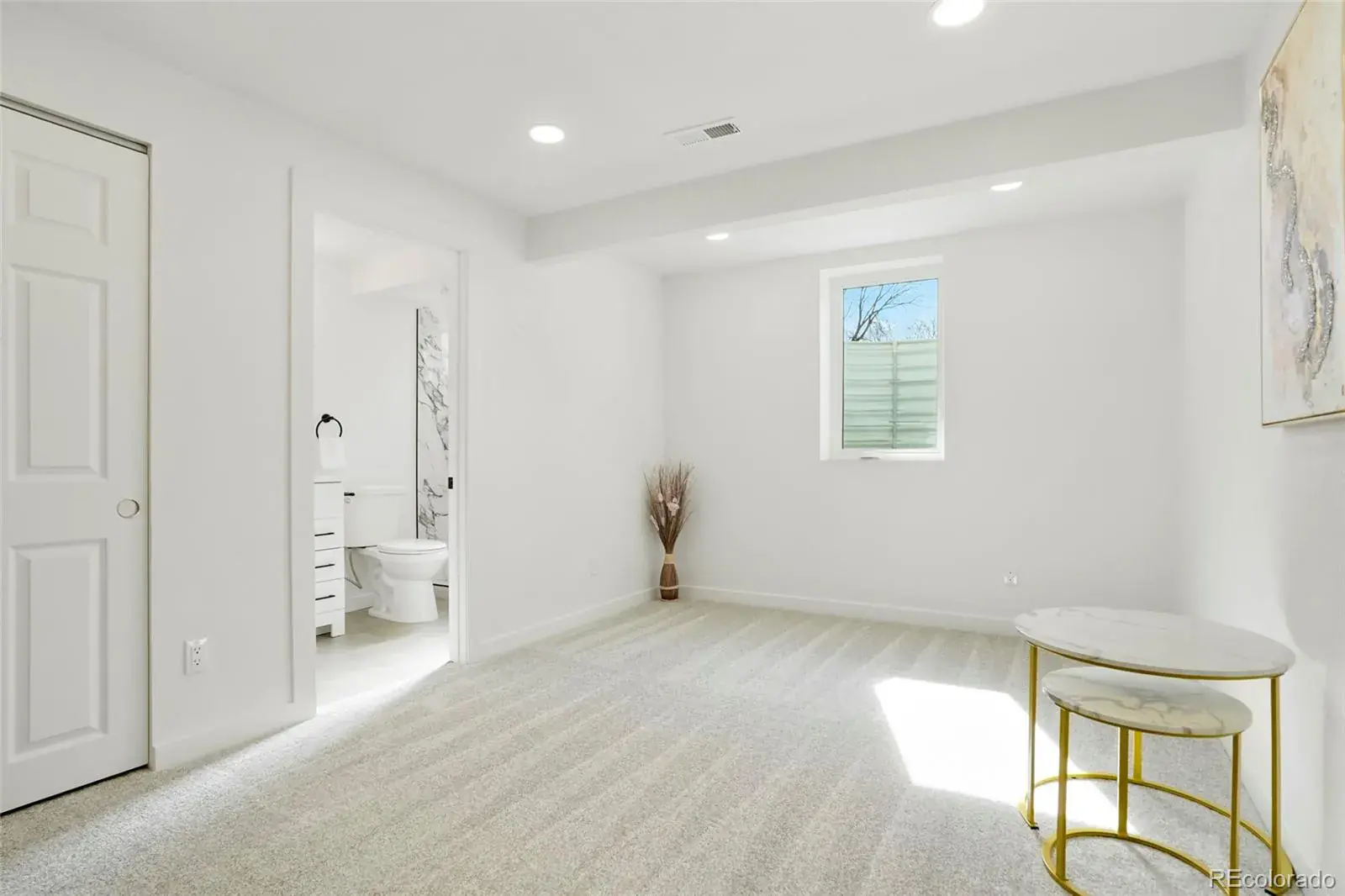 03042026170700 1600 17