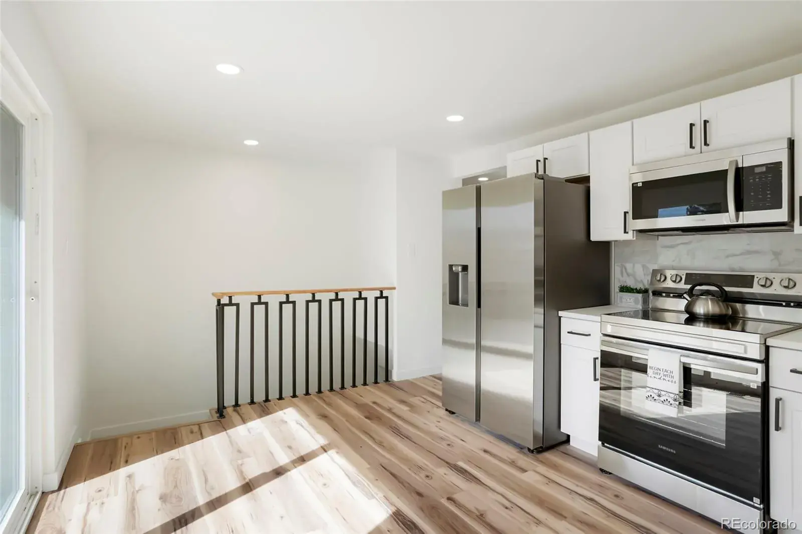 03042026170700 1600 7