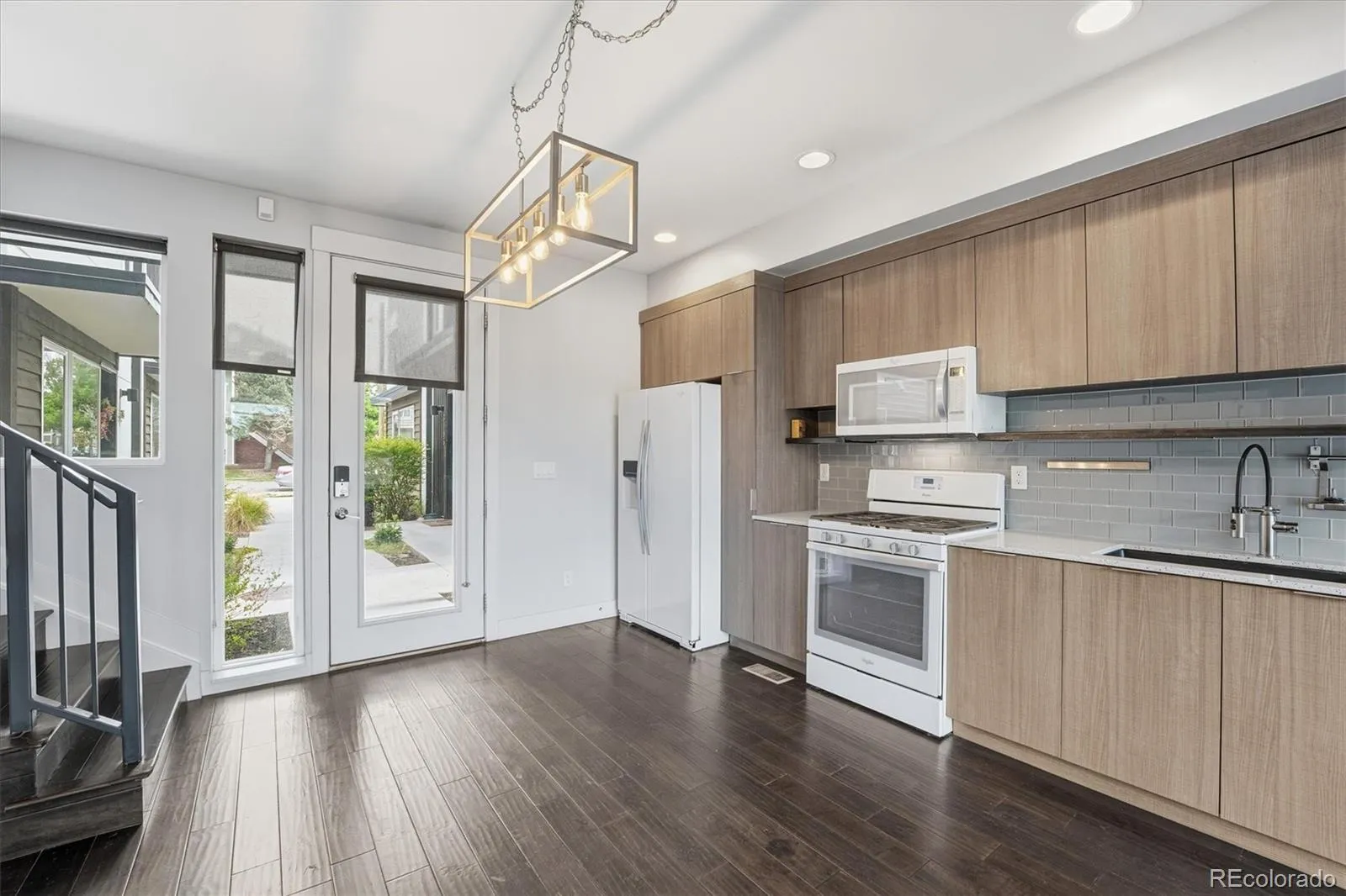 3181 Lawrence Street Denver CO 80205 MLS #REC6394119 05152026200315 1600 21