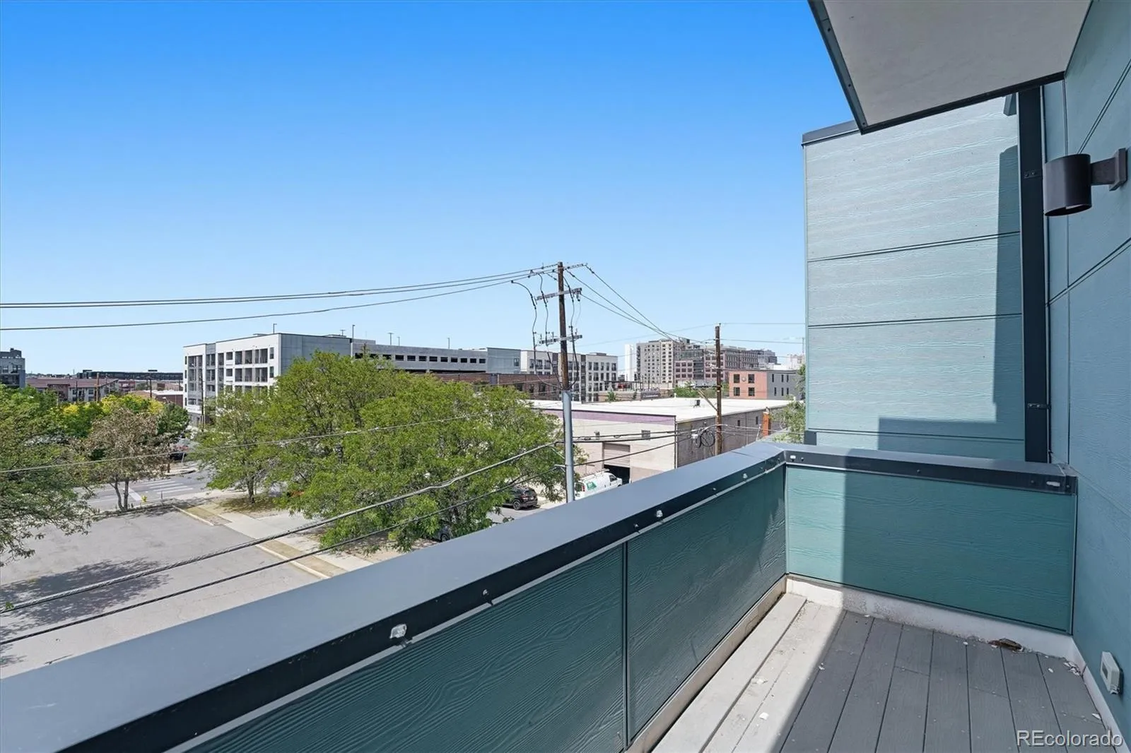 3181 Lawrence Street Denver CO 80205 MLS #REC6394119 05152026200315 1600 25