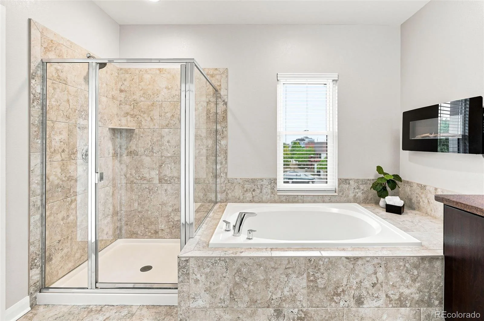 6715 Raritan Drive Denver CO 80221 | MLS #REC6394808 08242026215823 1600 32