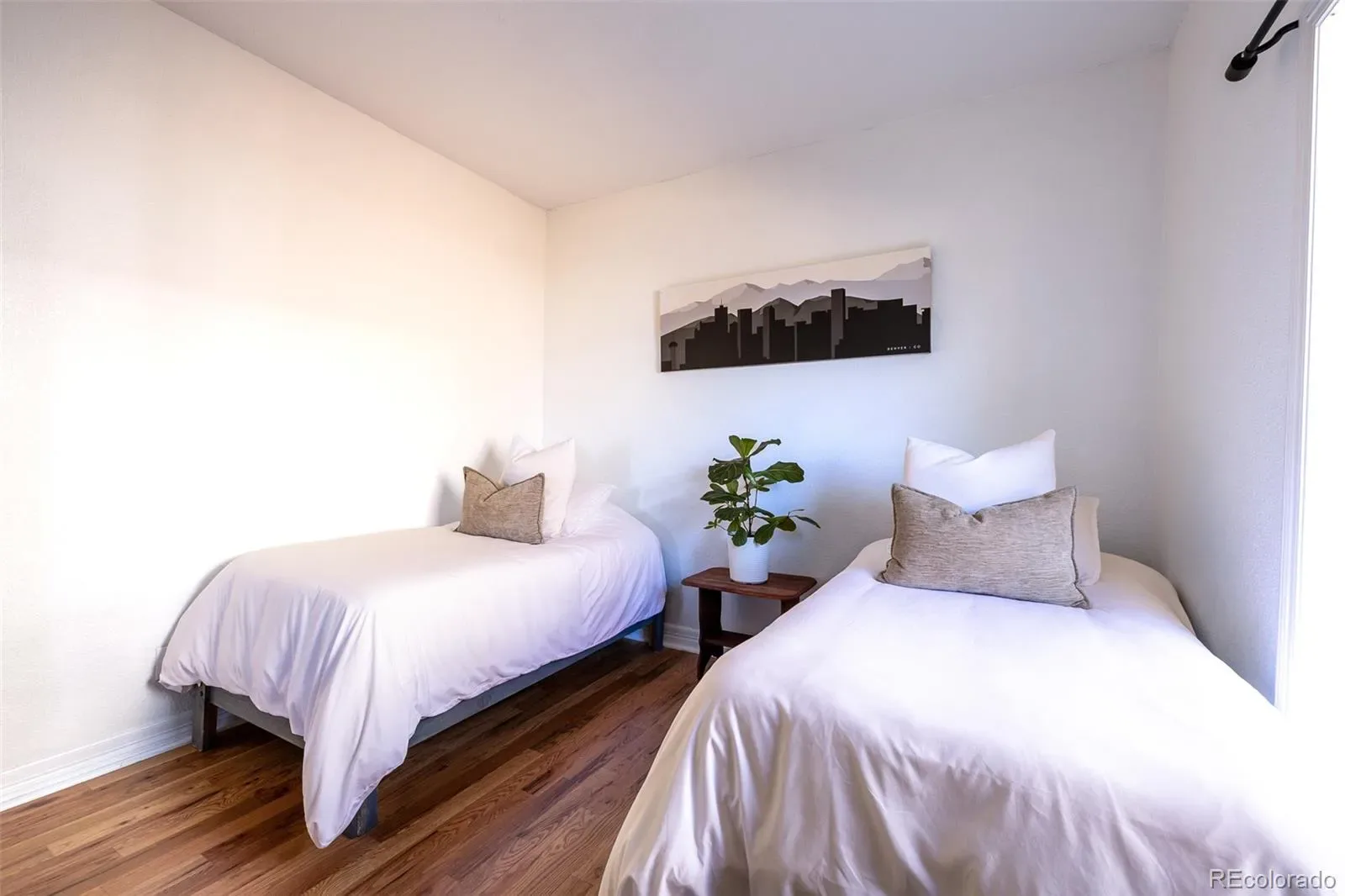 03142026011943 1600 21