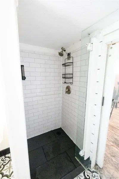 03142026011943 800 33