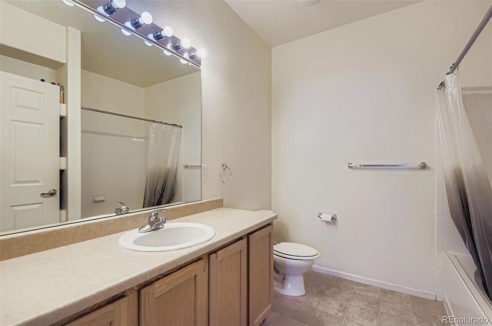 5255 Memphis Street #307 Denver CO 80239 | MLS #REC6402401 07282026182925 1600 15