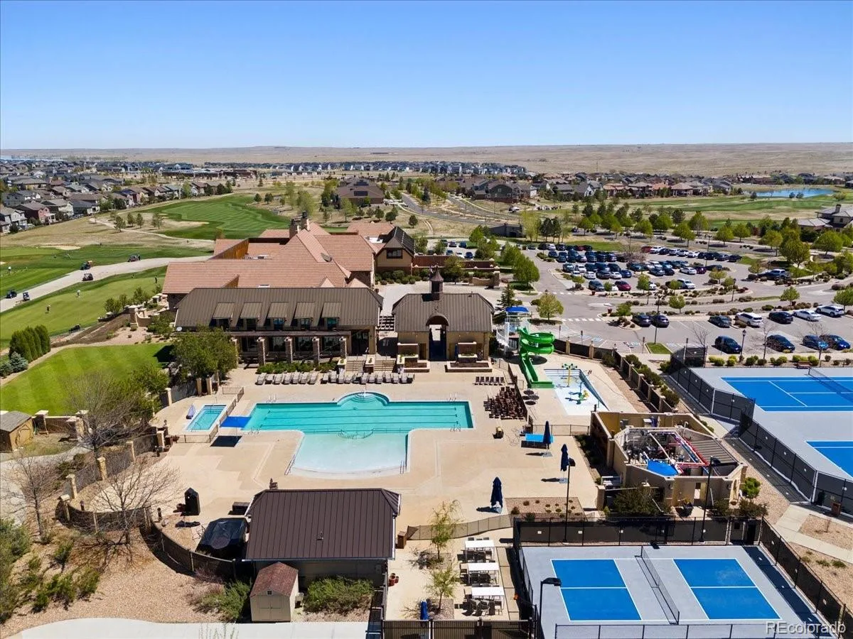 8069 S Blackstone Parkway Aurora CO 80016 | MLS #REC6405207 06092026043148 1200 6