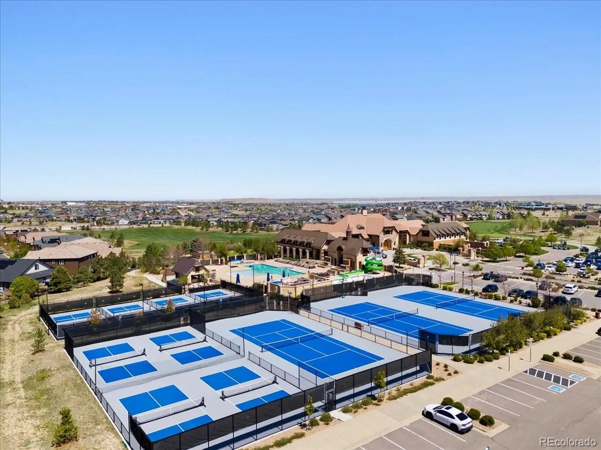 8069 S Blackstone Parkway Aurora CO 80016 | MLS #REC6405207 06092026043148 1200 7
