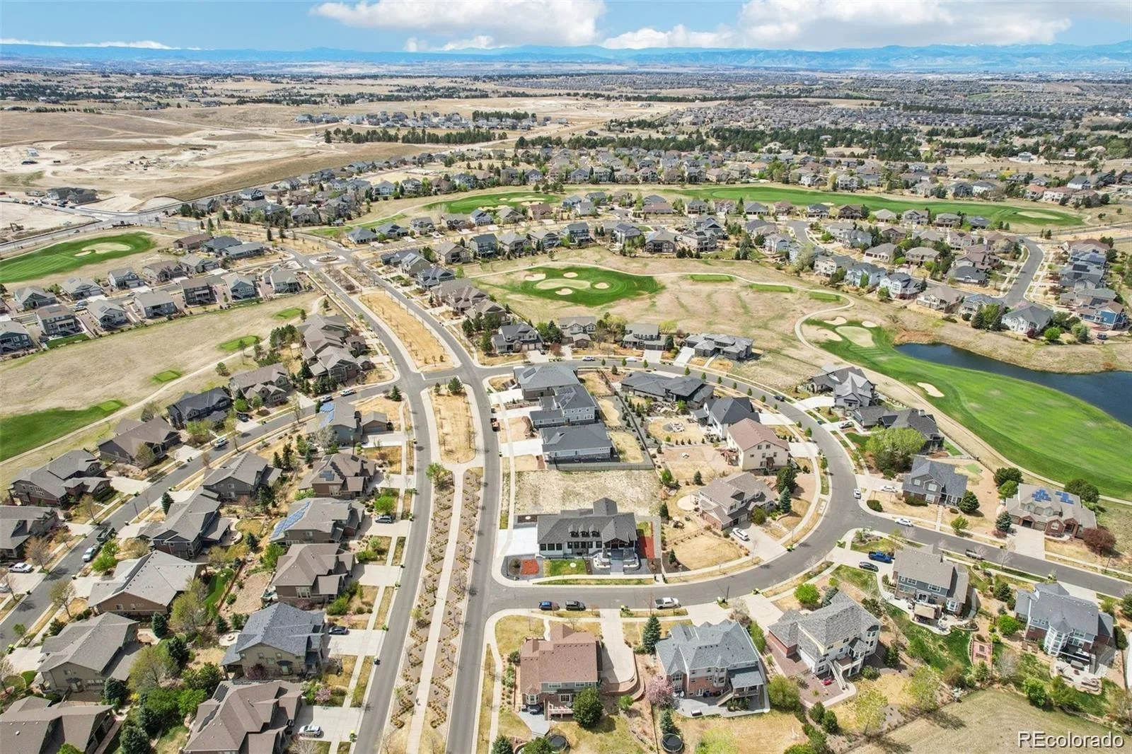 8069 S Blackstone Parkway Aurora CO 80016 | MLS #REC6405207 06092026043148 1600 2