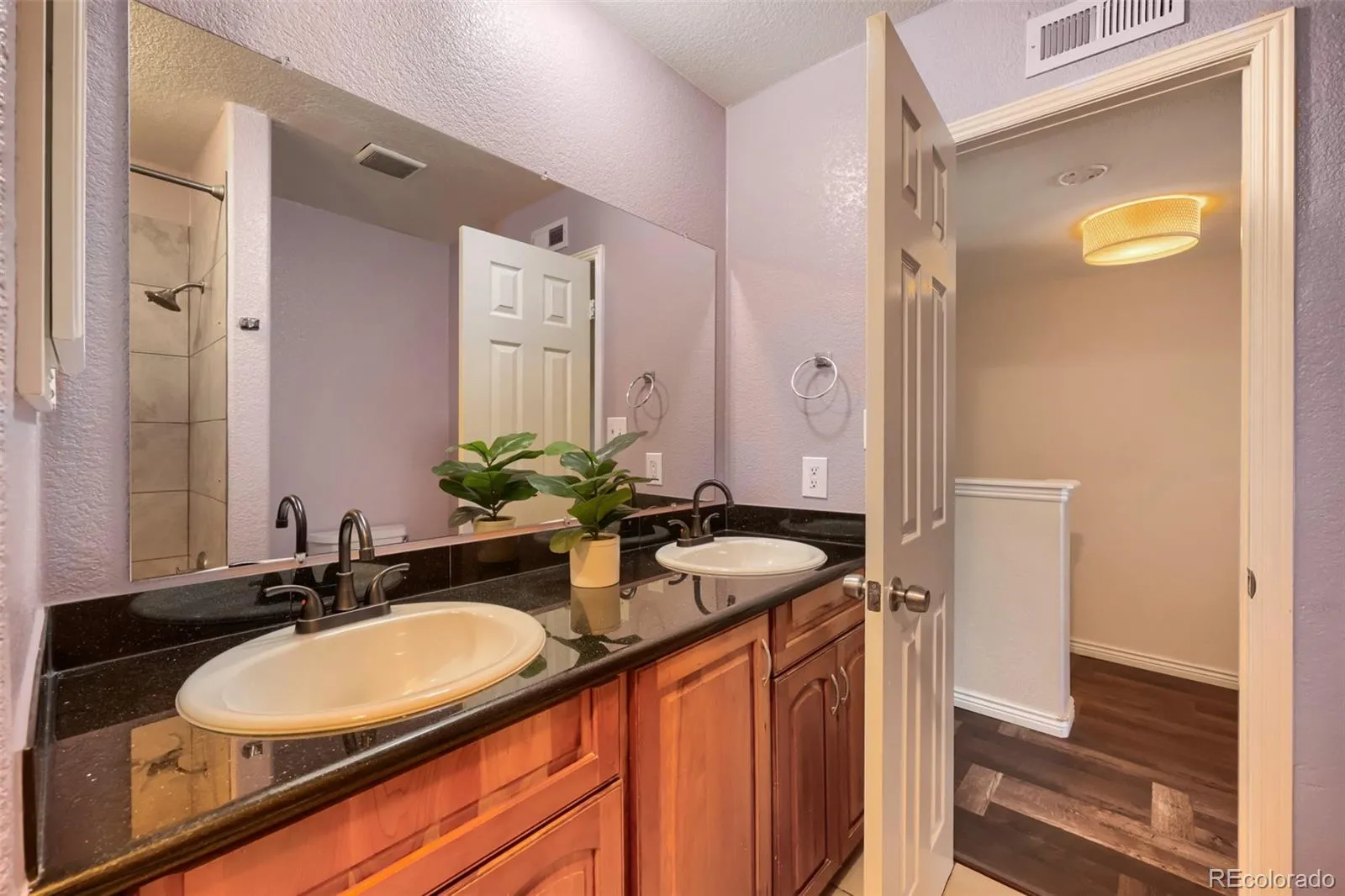 04092026214536 1600 15