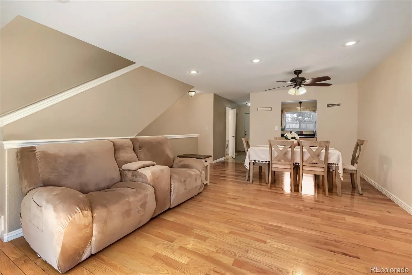 04092026214536 1600 4