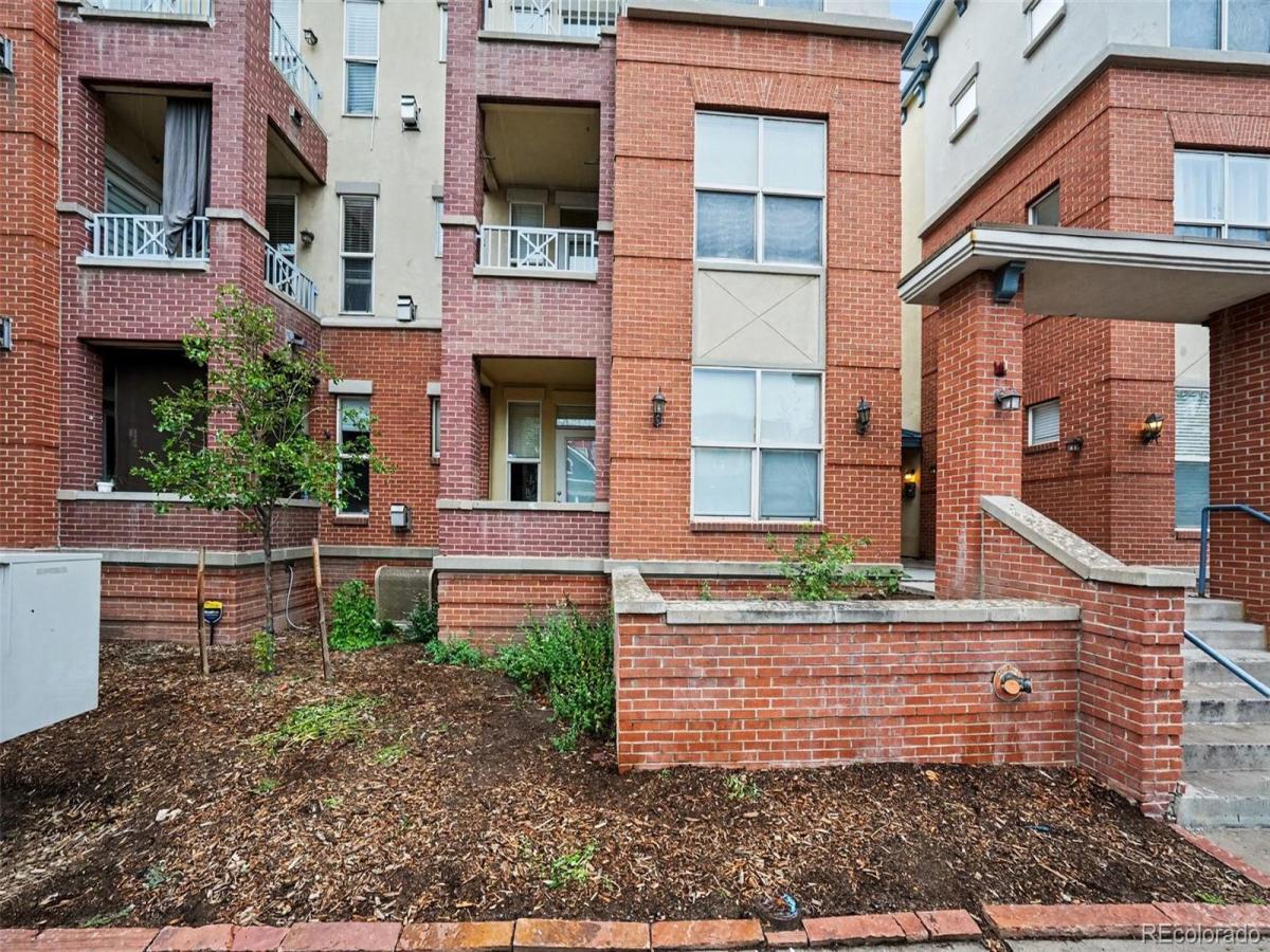 1747 N Pearl Street #103 Denver CO 80203 | MLS #REC6408176 MLS #REC6408176 image #0