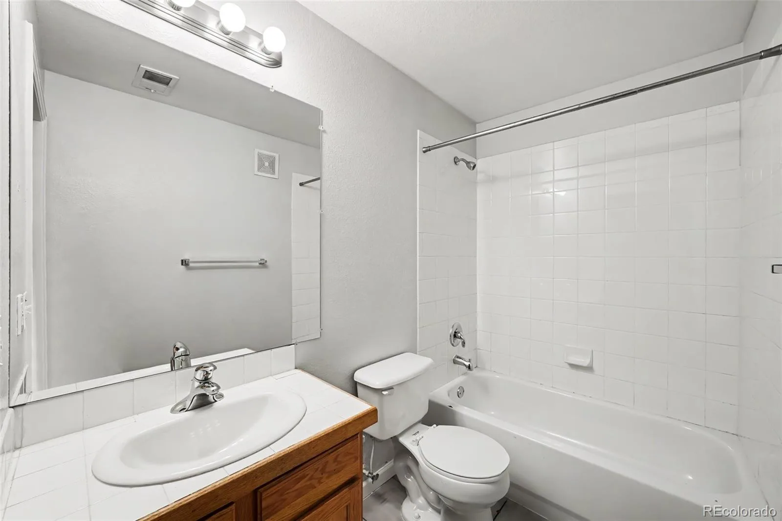 1747 N Pearl Street #103 Denver CO 80203 | MLS #REC6408176 07302026195554 1600 13