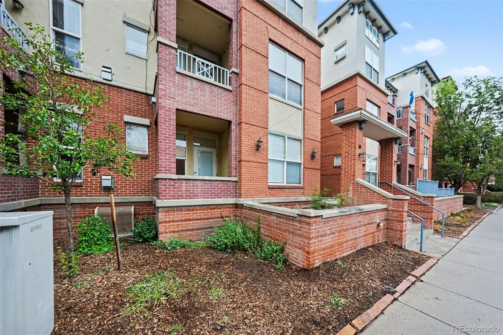 1747 N Pearl Street #103 Denver CO 80203 | MLS #REC6408176 07302026195554 1600 15
