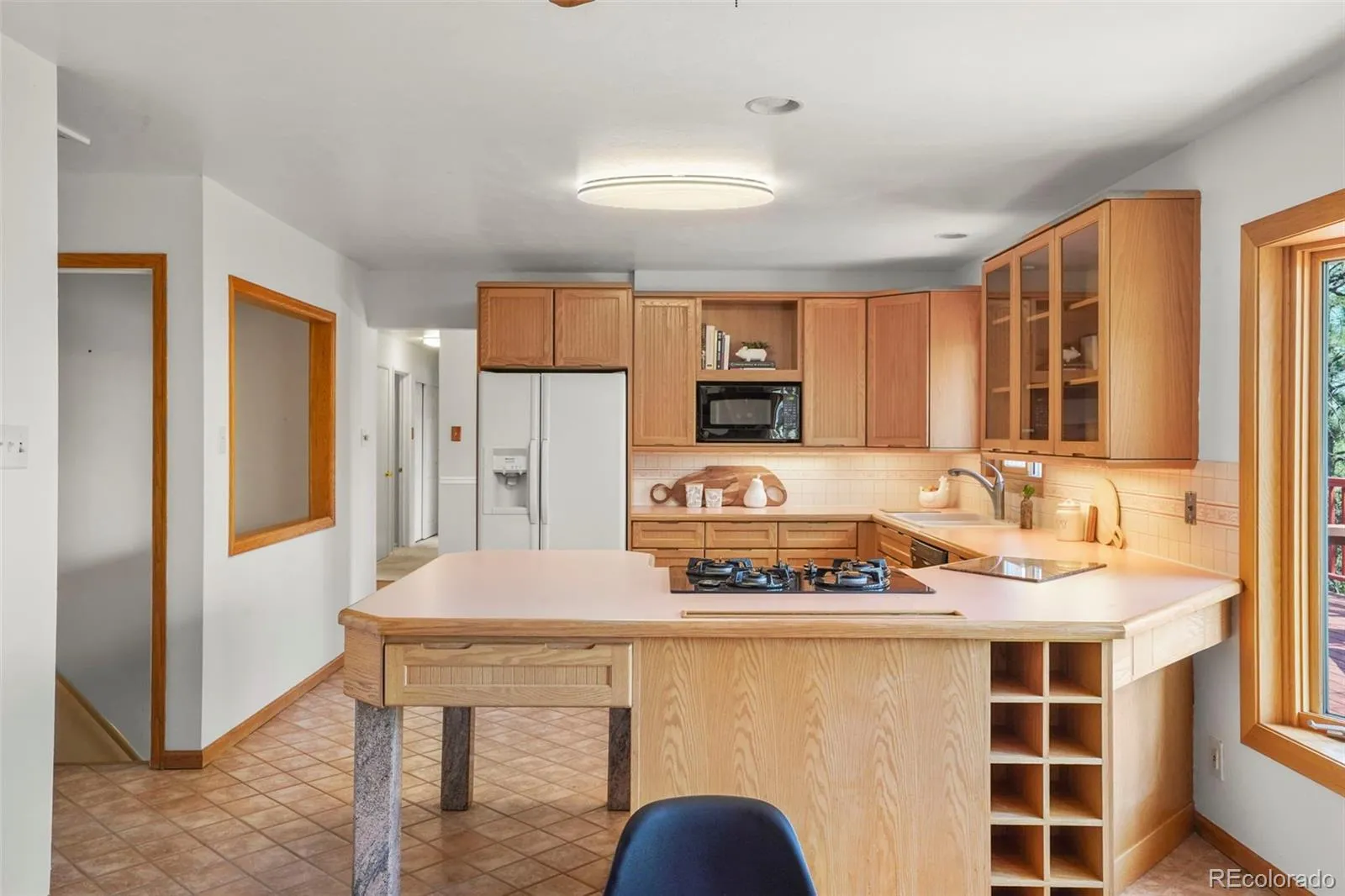 04212026171123 1600 14