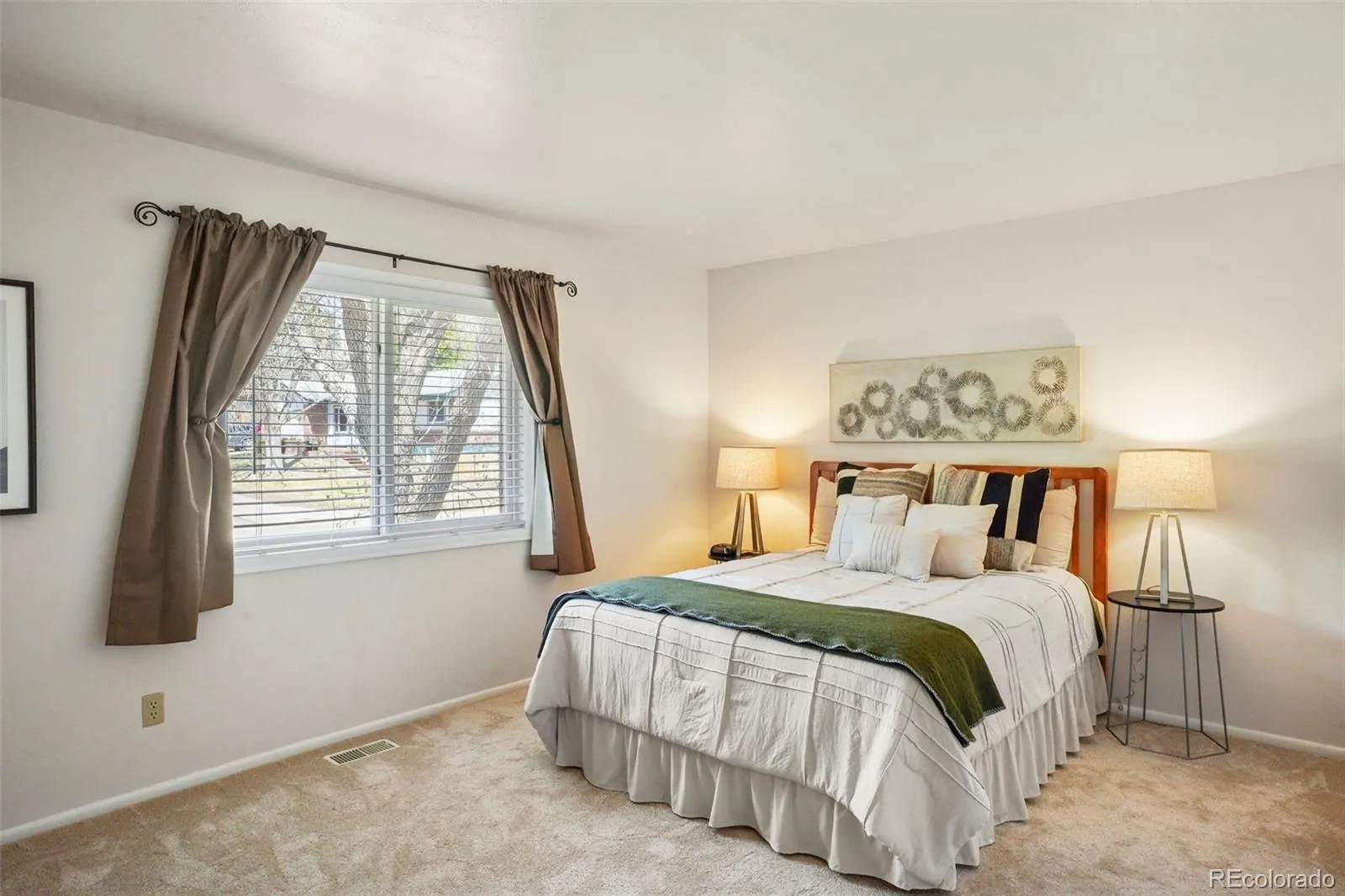 04212026171123 1600 17