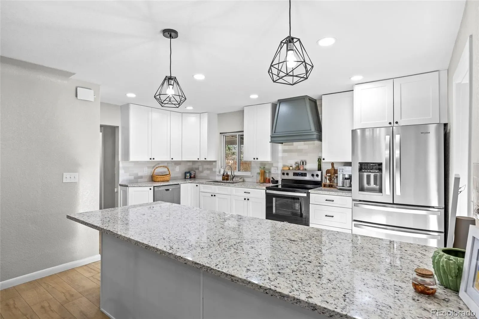 03272026005244 1600 16