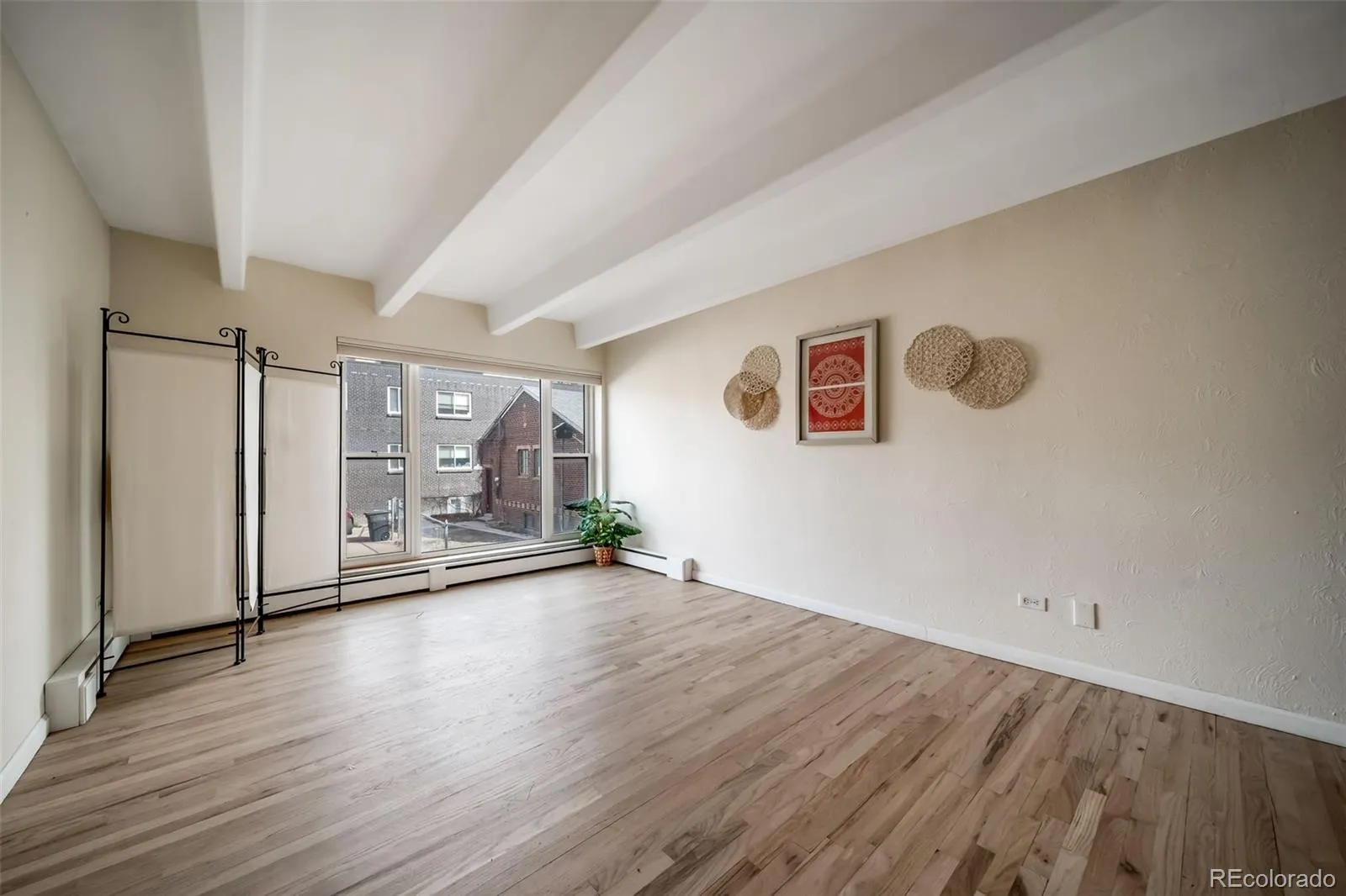 04052026020241 1600 2