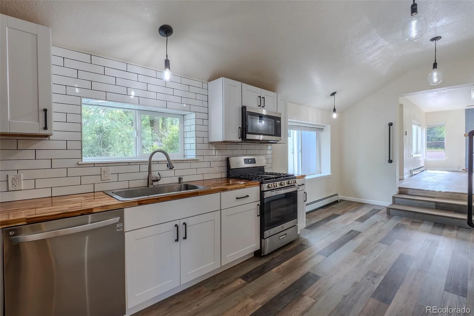 830 S Harlan Street Lakewood CO 80226 | MLS #REC6412240 07292026212332 1600 10