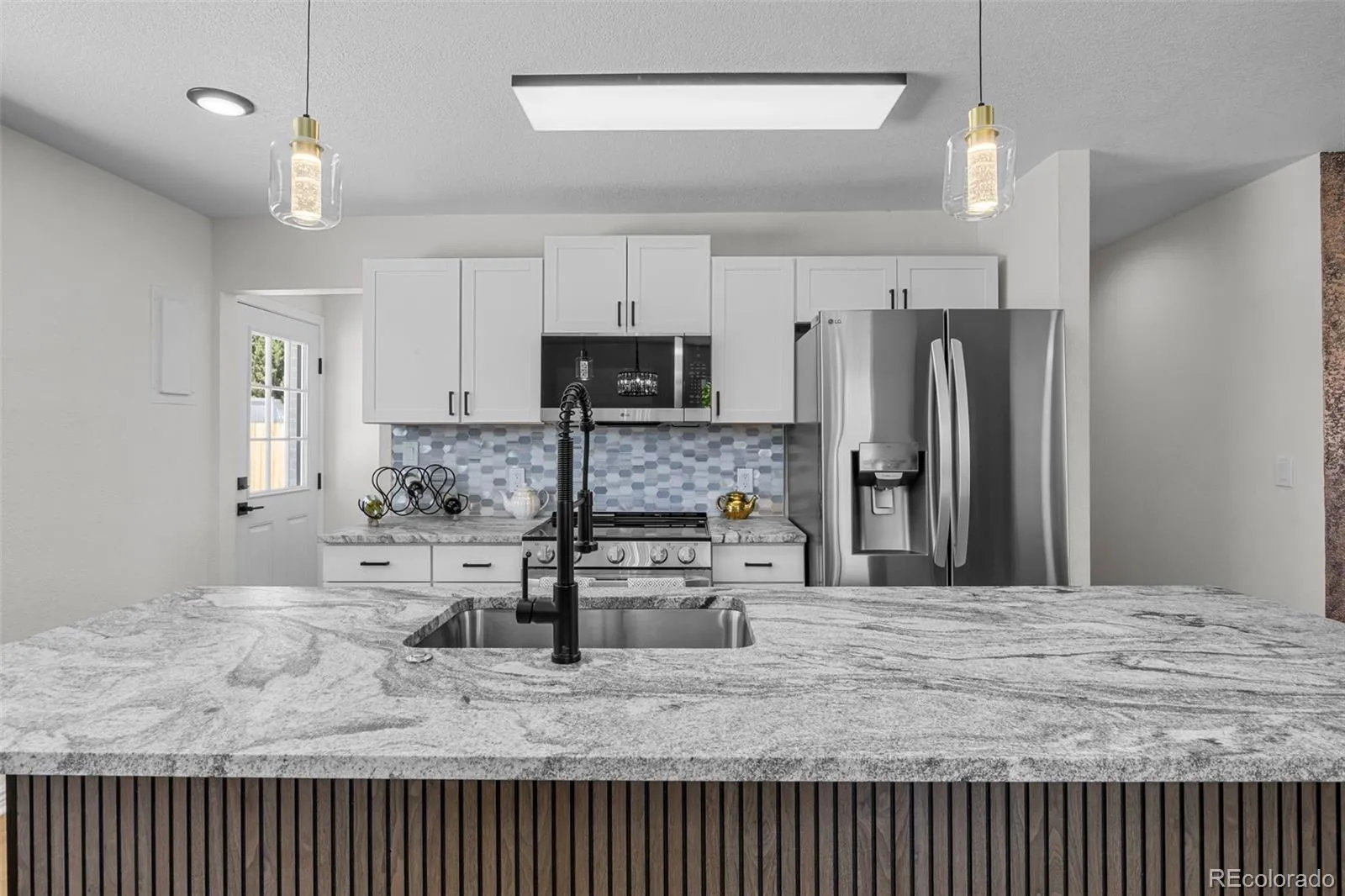 6411 Marshall Arvada CO 80003 MLS #REC6413941 05052026041622 1600 13