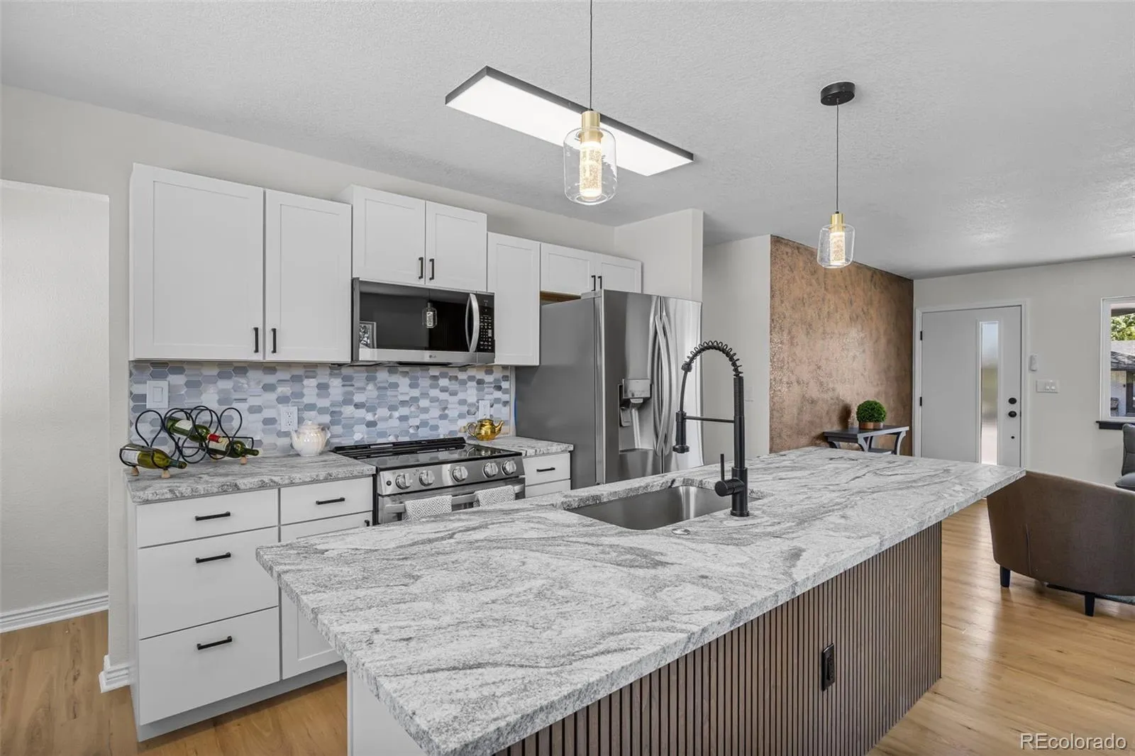 6411 Marshall Arvada CO 80003 MLS #REC6413941 05052026041622 1600 14