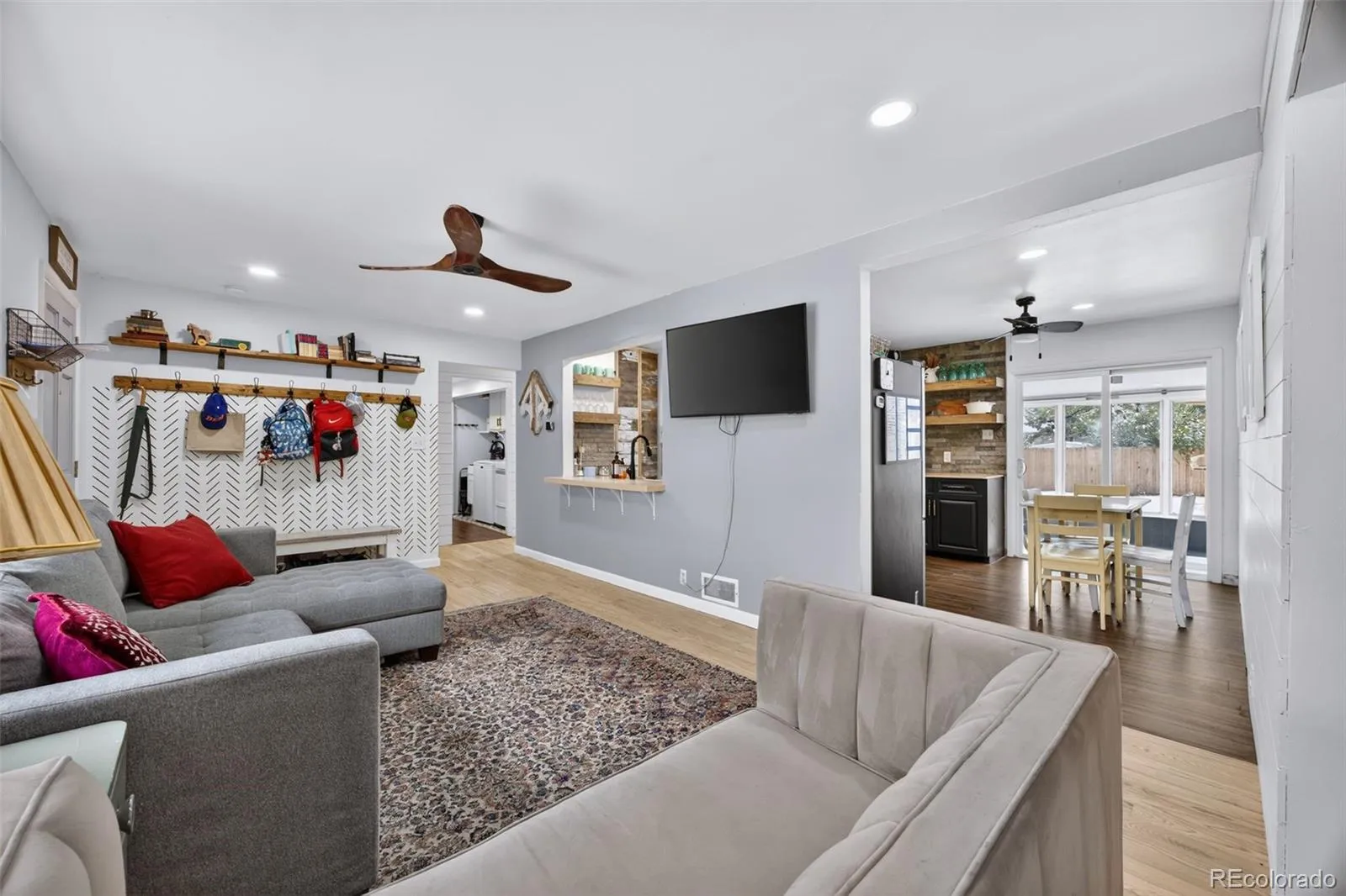 730 Newark Street Aurora CO 80010 MLS #REC6417302 04232026133909 1600 10