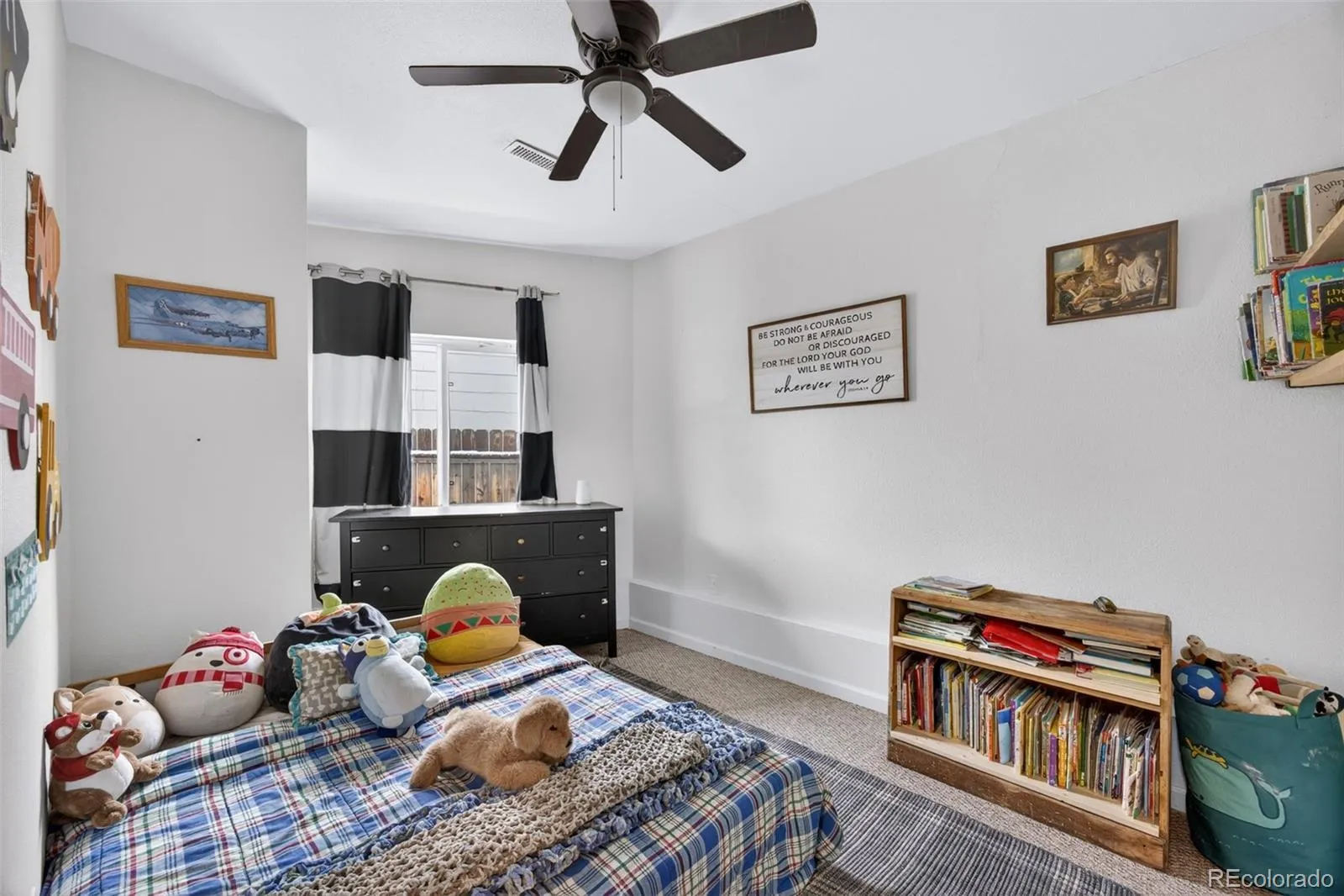 730 Newark Street Aurora CO 80010 MLS #REC6417302 04232026133909 1600 22