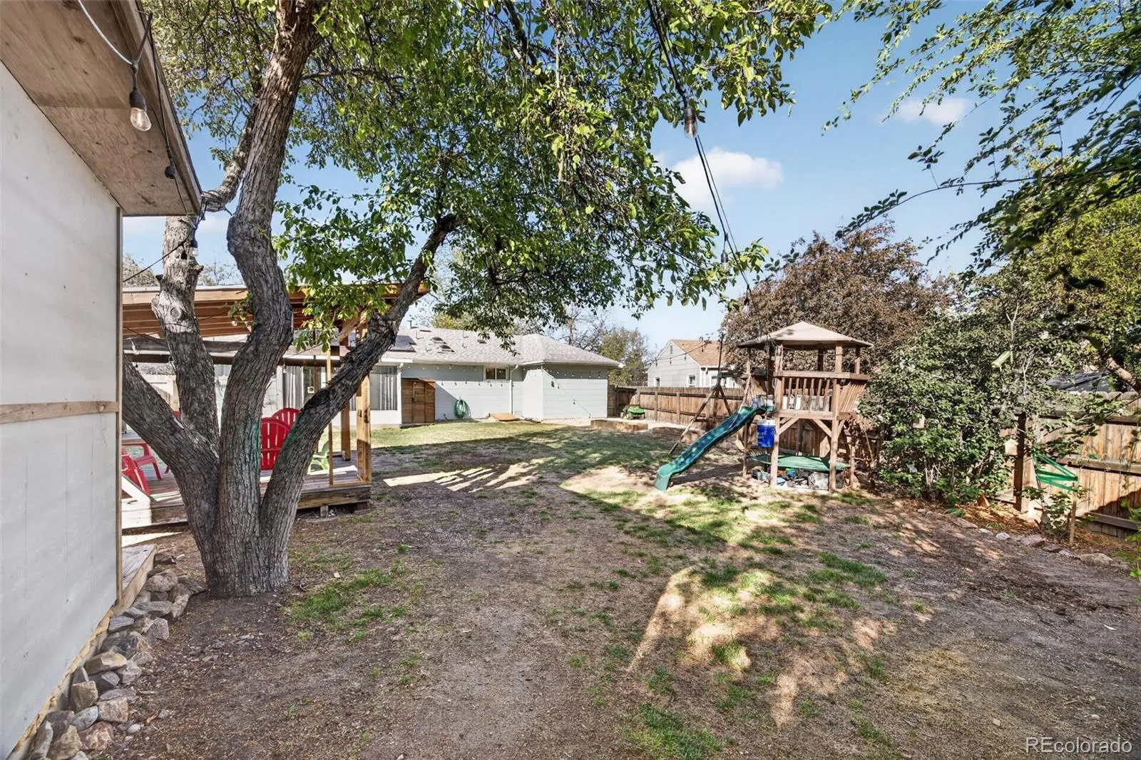 730 Newark Street Aurora CO 80010 MLS #REC6417302 04232026133909 1600 30