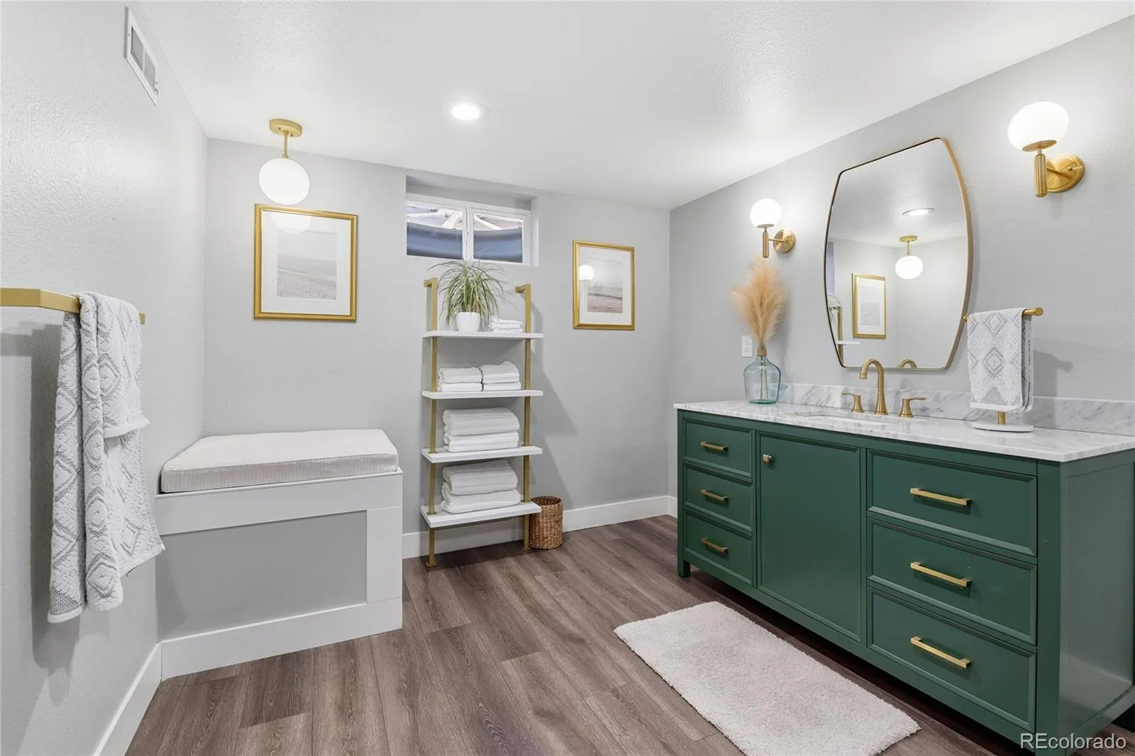 04142026152440 1600 16