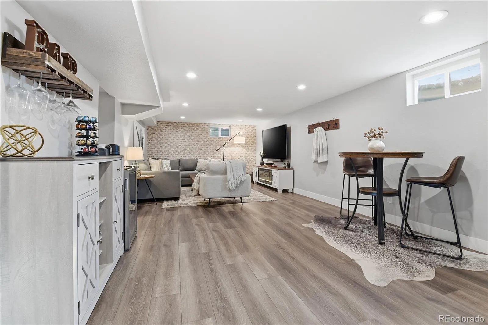 04142026152440 1600 19